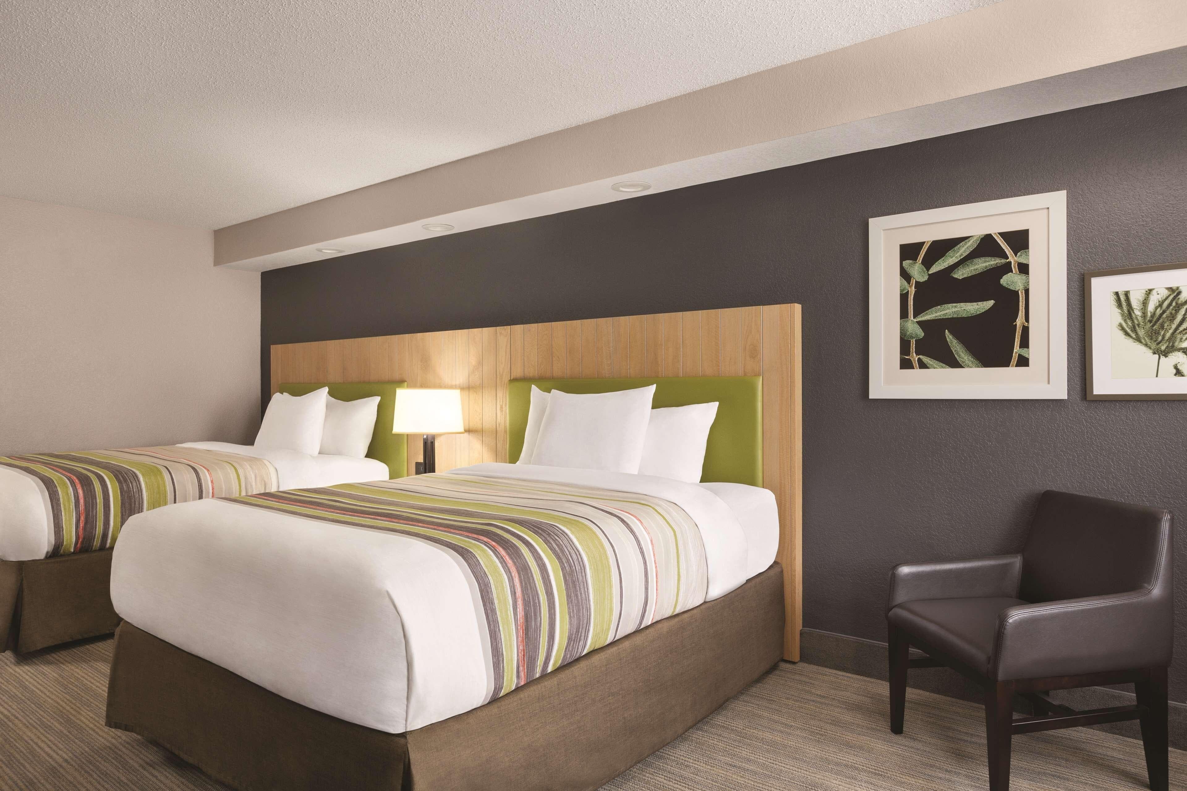 Country Inn & Suites by Radisson, Pigeon Forge South, TN — 11