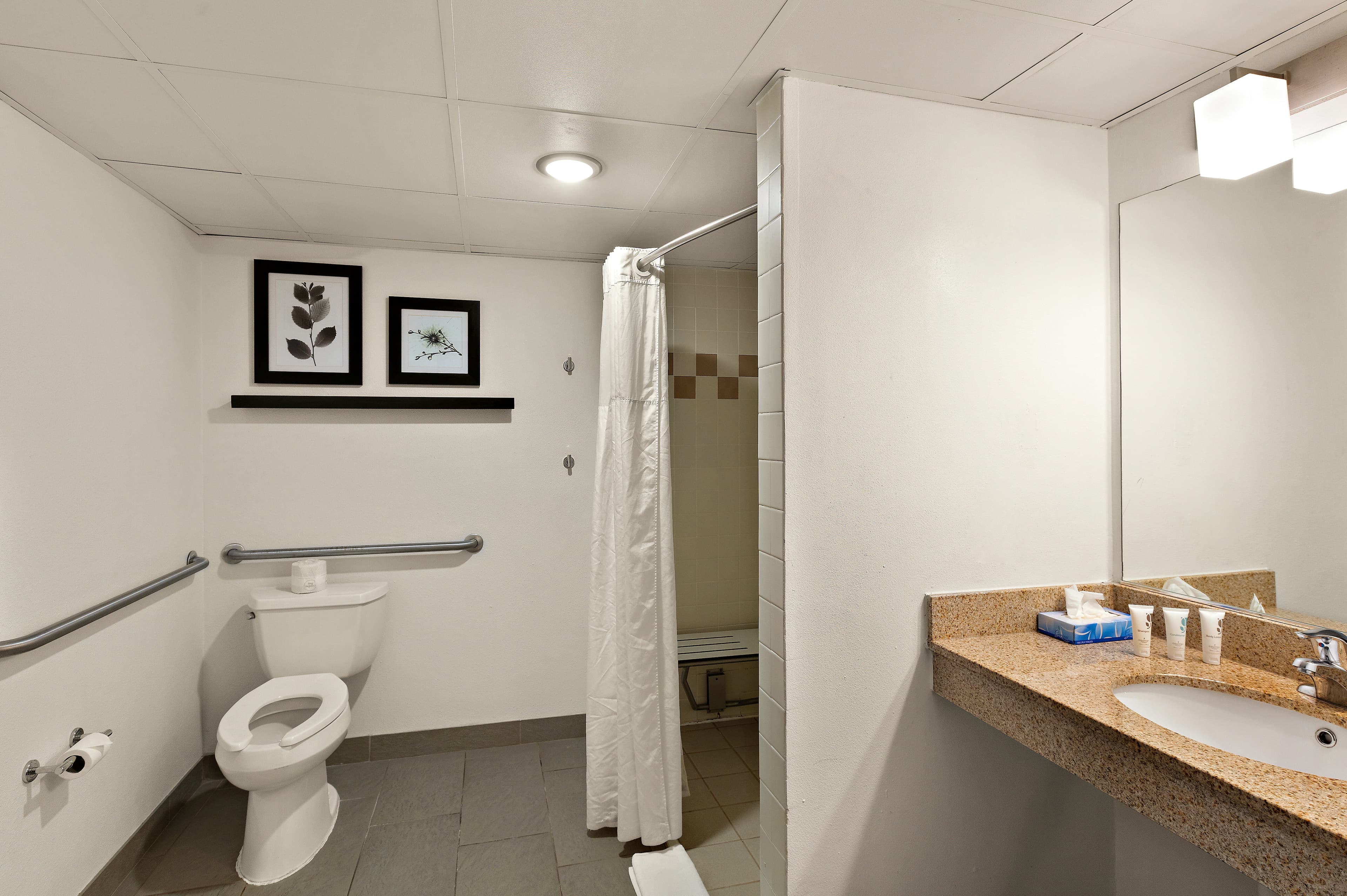 Country Inn & Suites by Radisson, Jonesborough-Johnson City West, TN — 11
