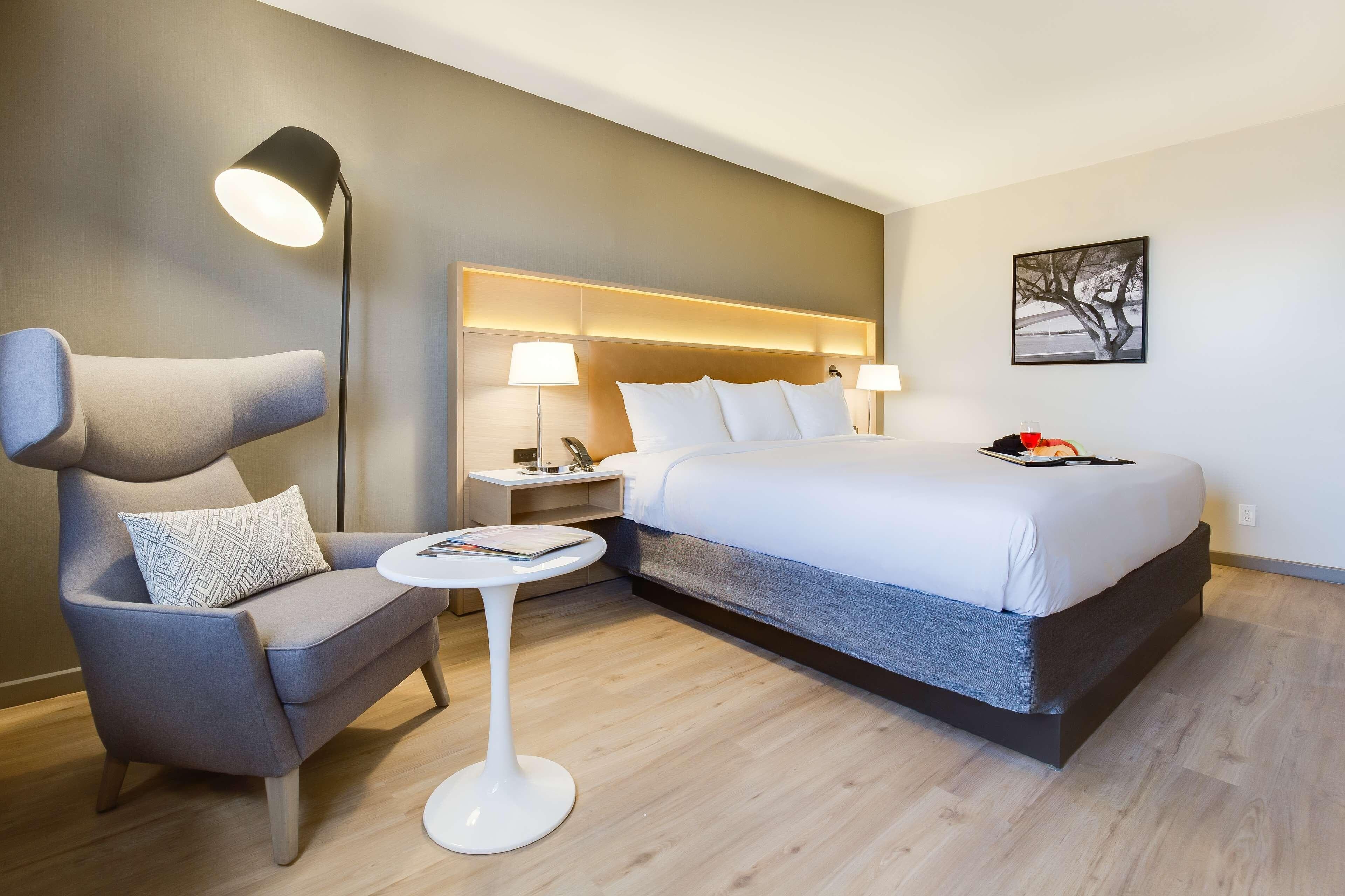 Radisson Hotel Nashville Airport - Image 2