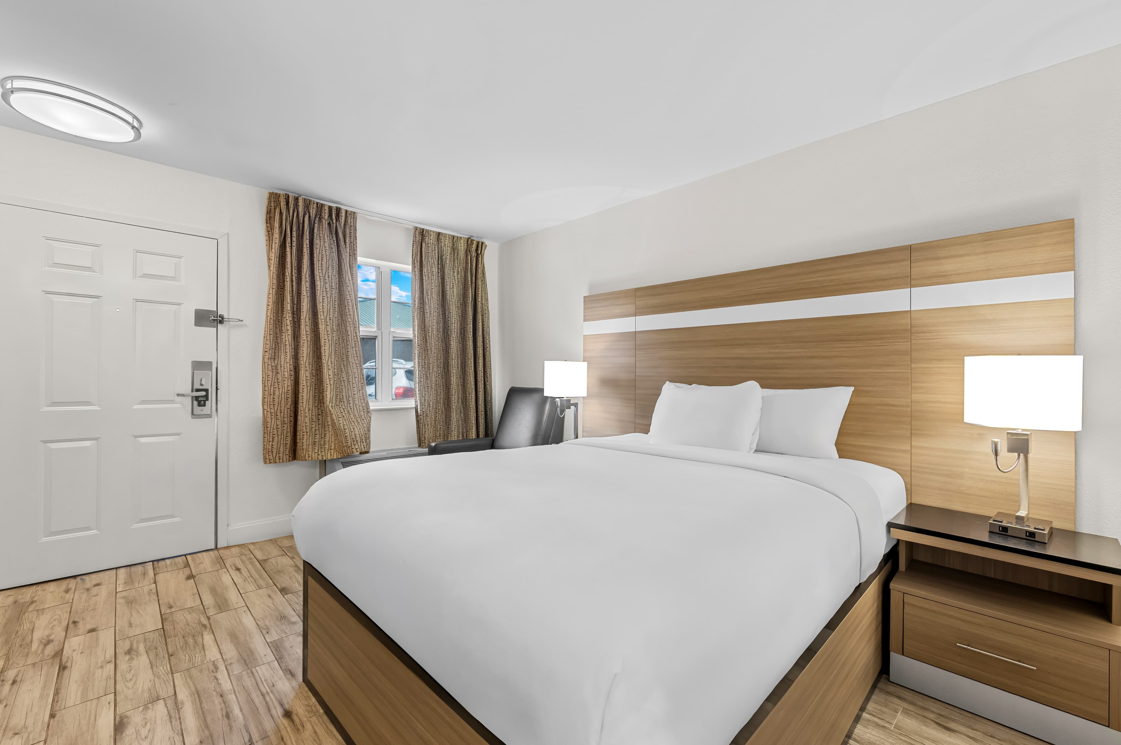 MainStay Suites Knoxville - Cedar Bluff — 19