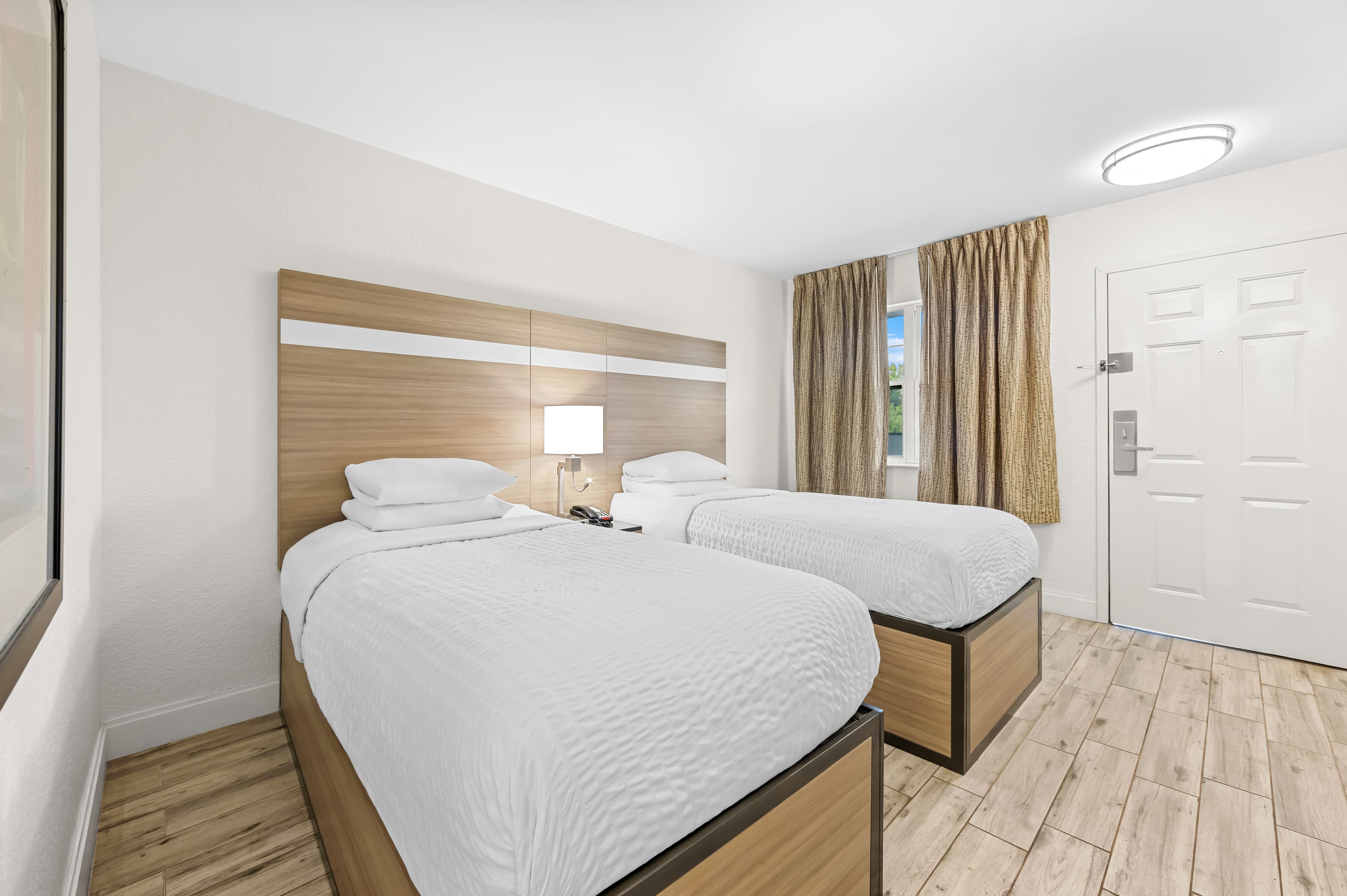 MainStay Suites Knoxville - Cedar Bluff — 25