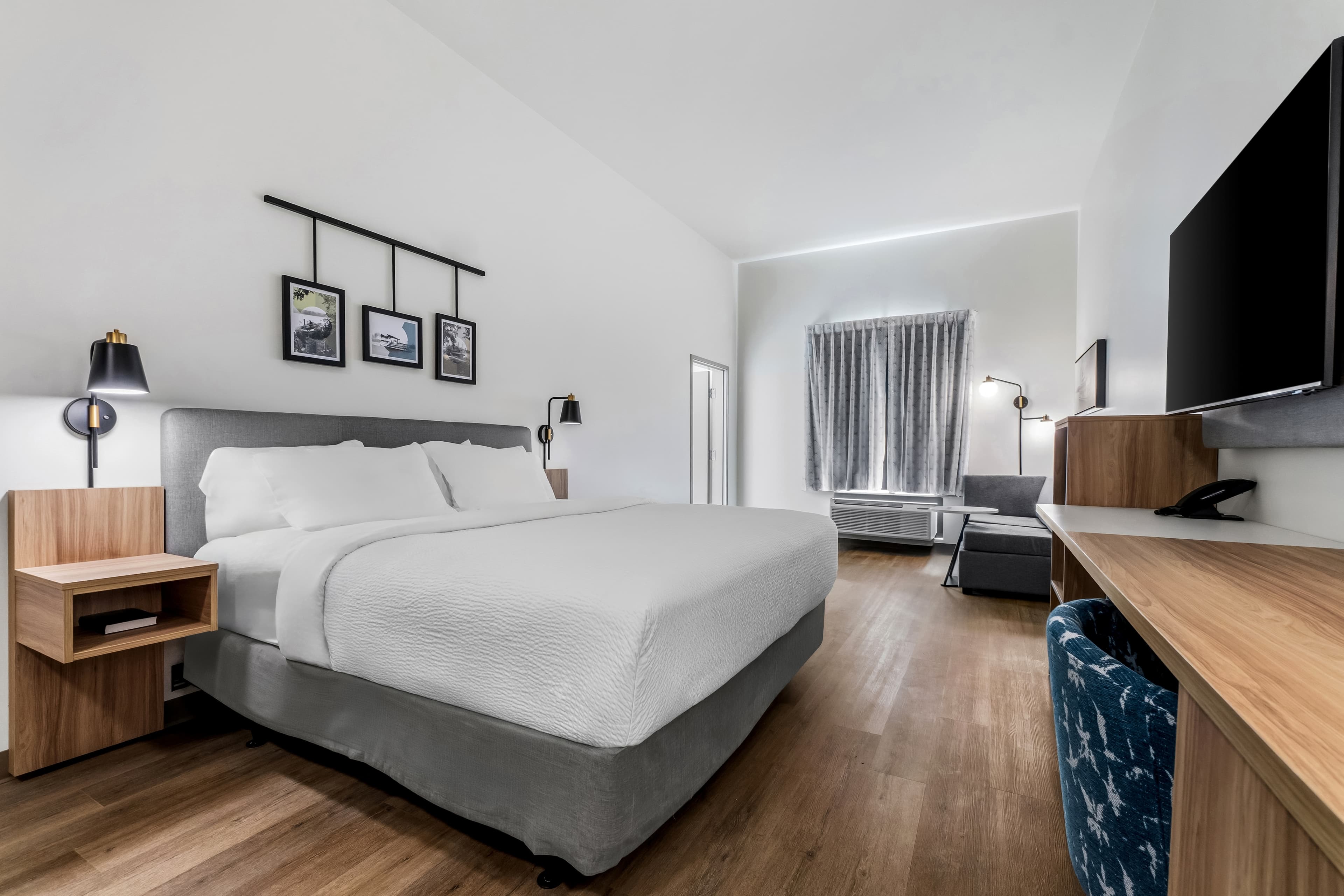 Sleep Inn & Suites Savannah Tennessee Riverfront — 17