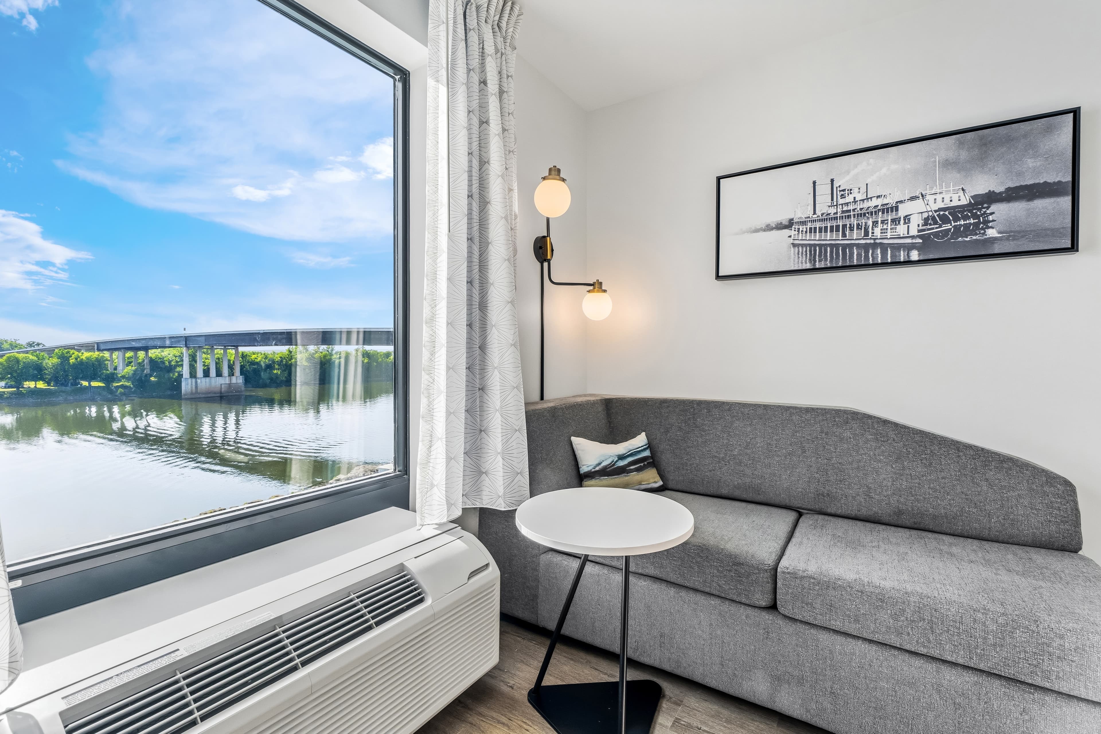 Sleep Inn & Suites Savannah Tennessee Riverfront — 22