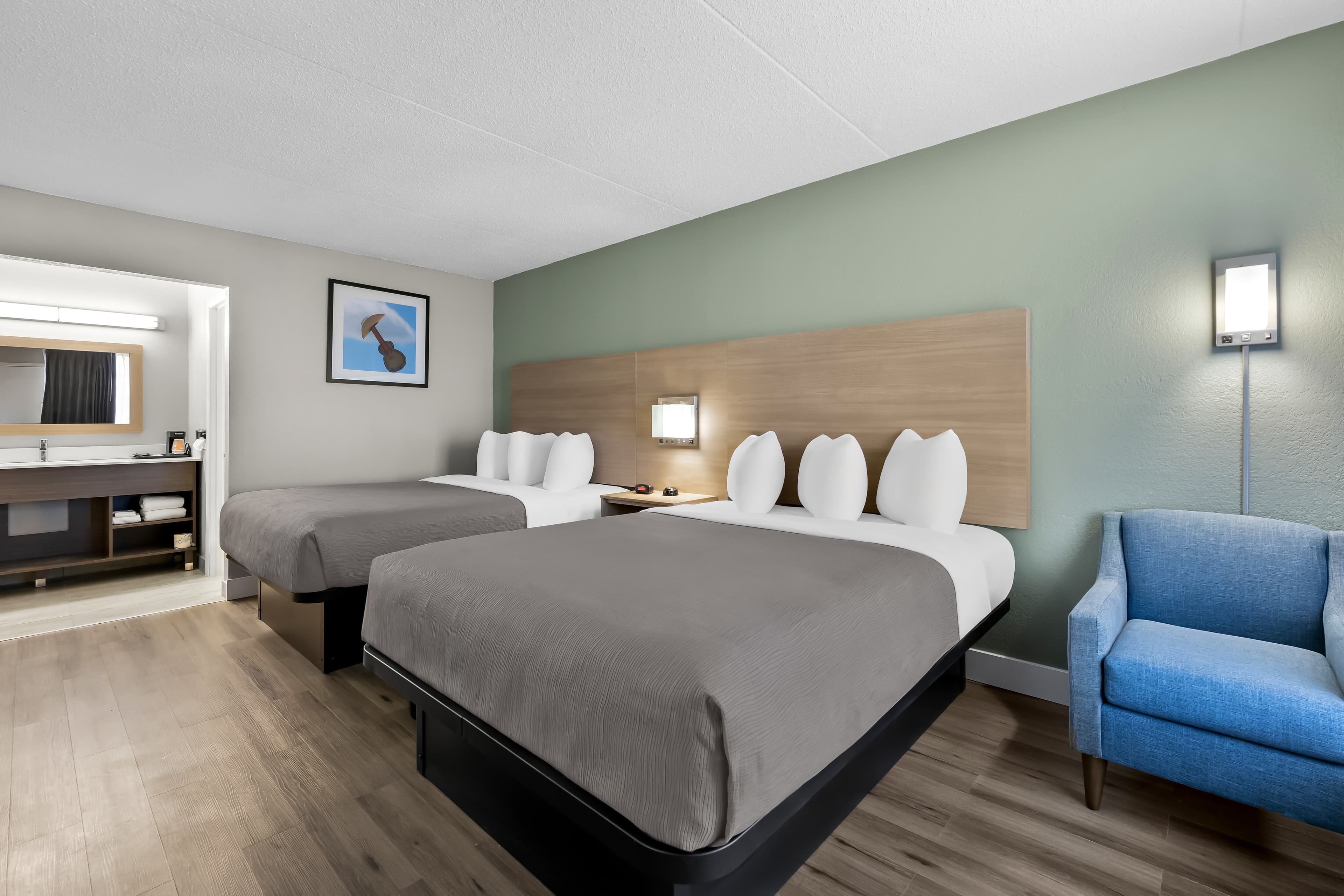 Quality Inn Nashville - Opryland Area - Image 3