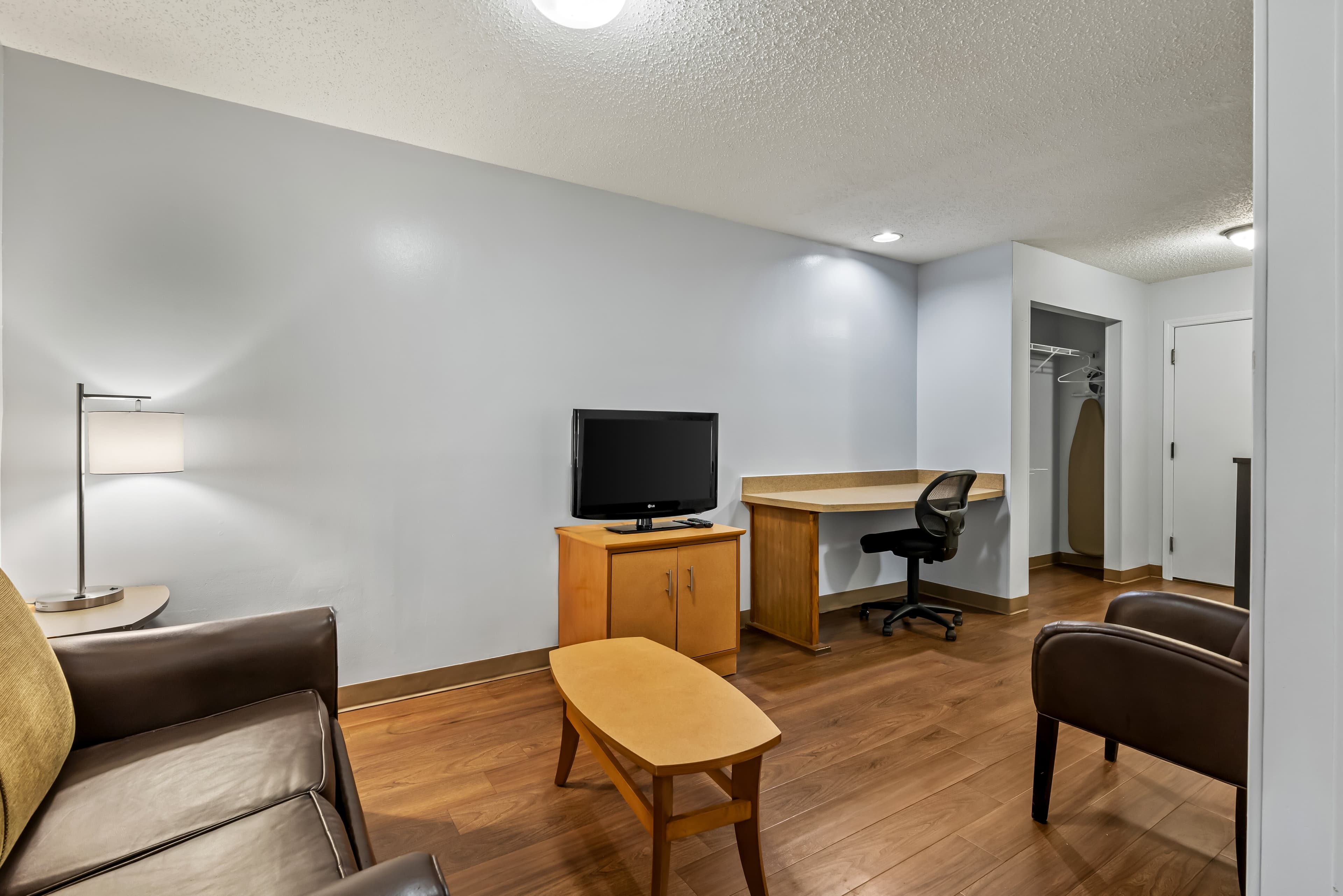Suburban Studios Brentwood - Nashville - Image 4