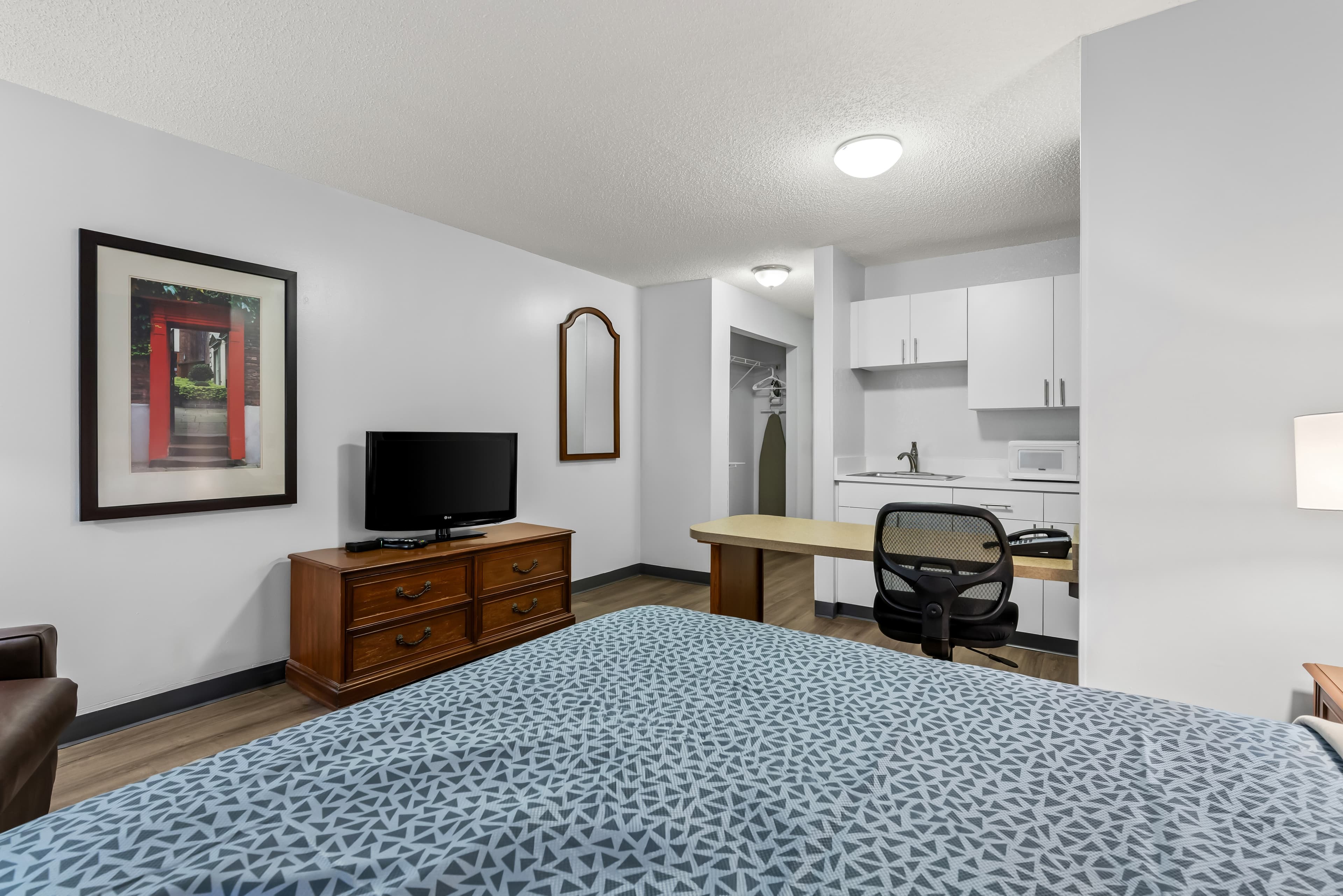 Suburban Studios Brentwood - Nashville — 21