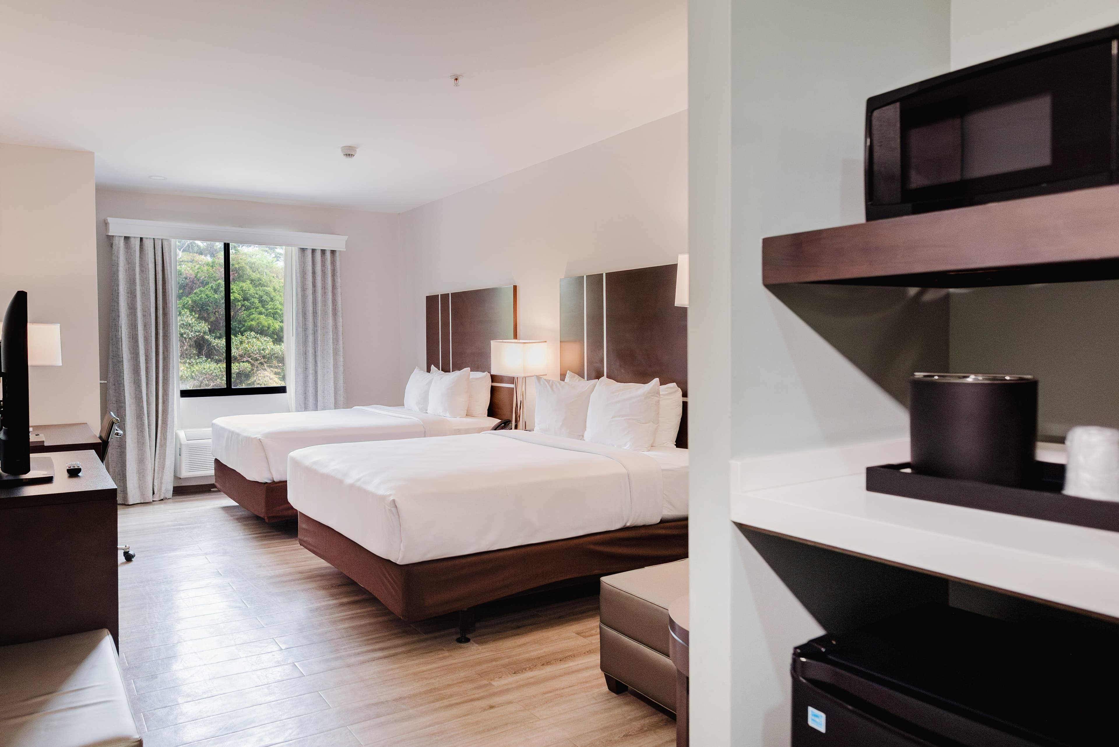 Comfort Inn & Suites Tobago — 7