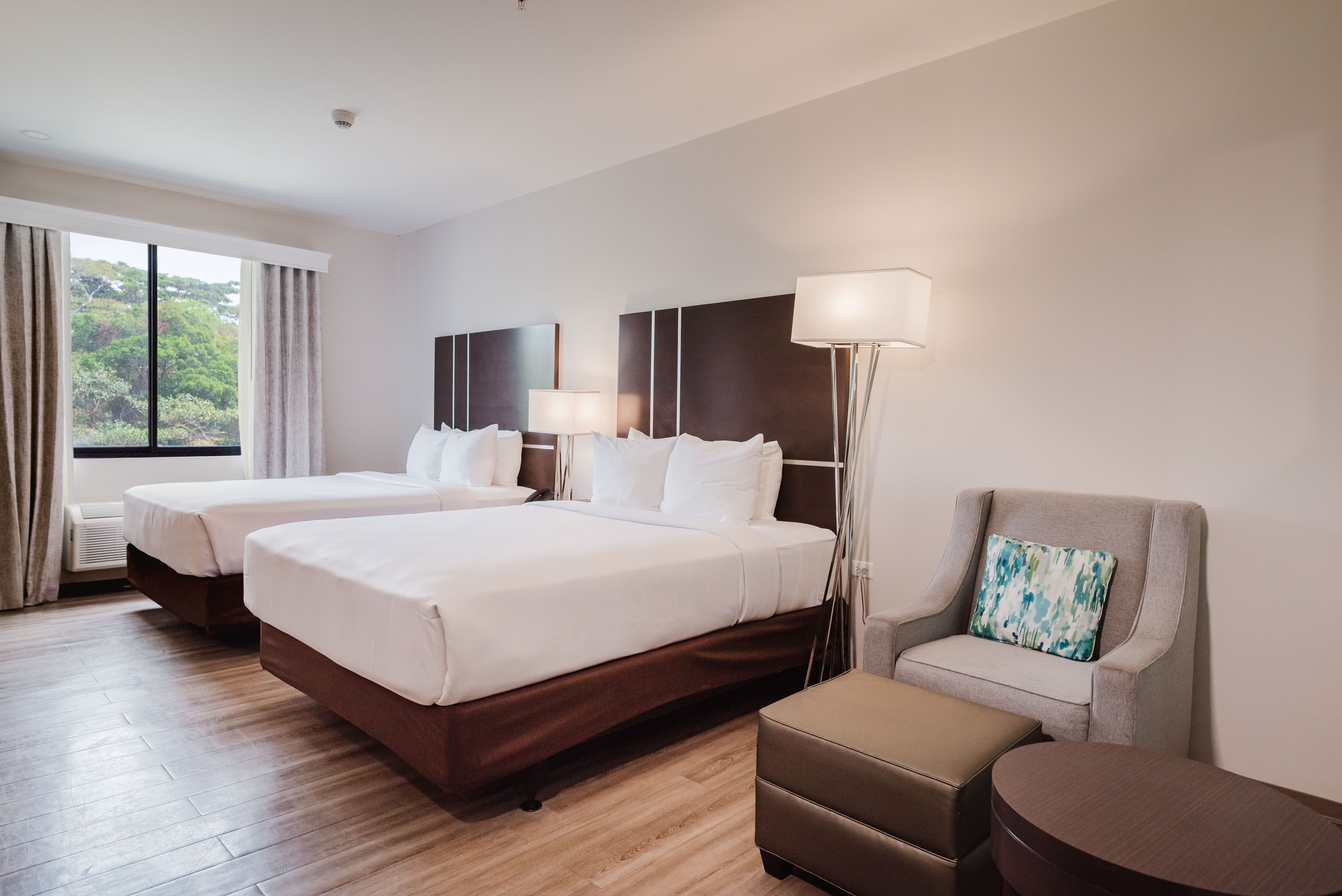 Comfort Inn & Suites Tobago — 8