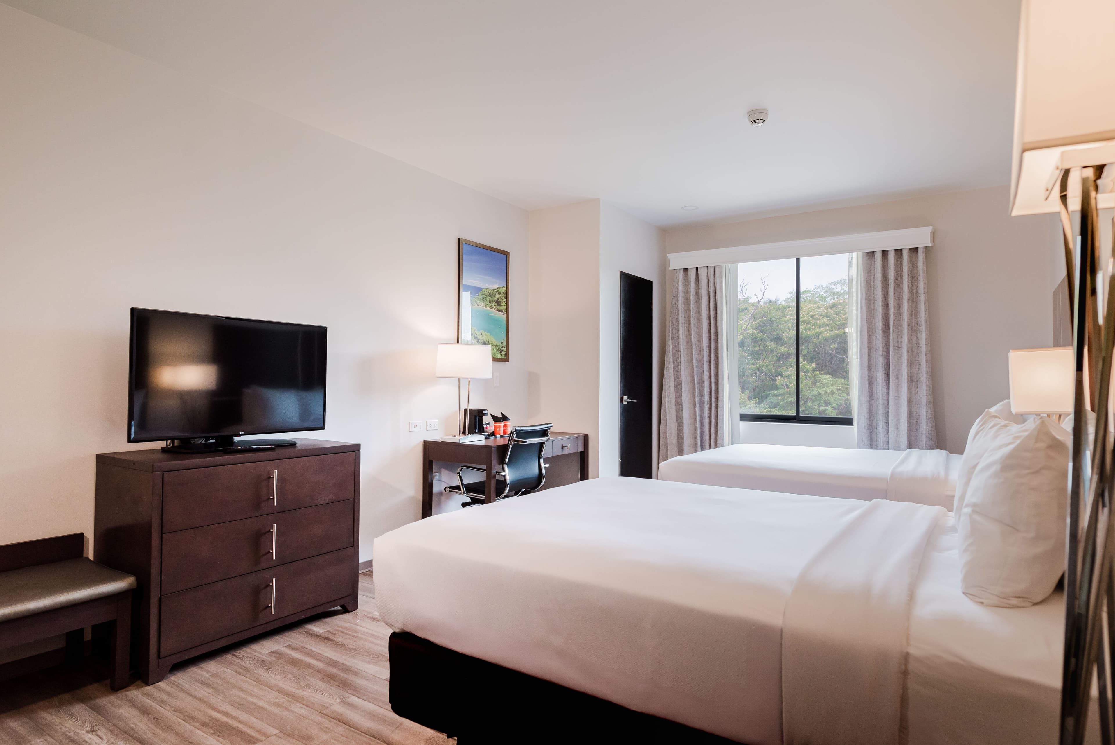 Comfort Inn & Suites Tobago — 9