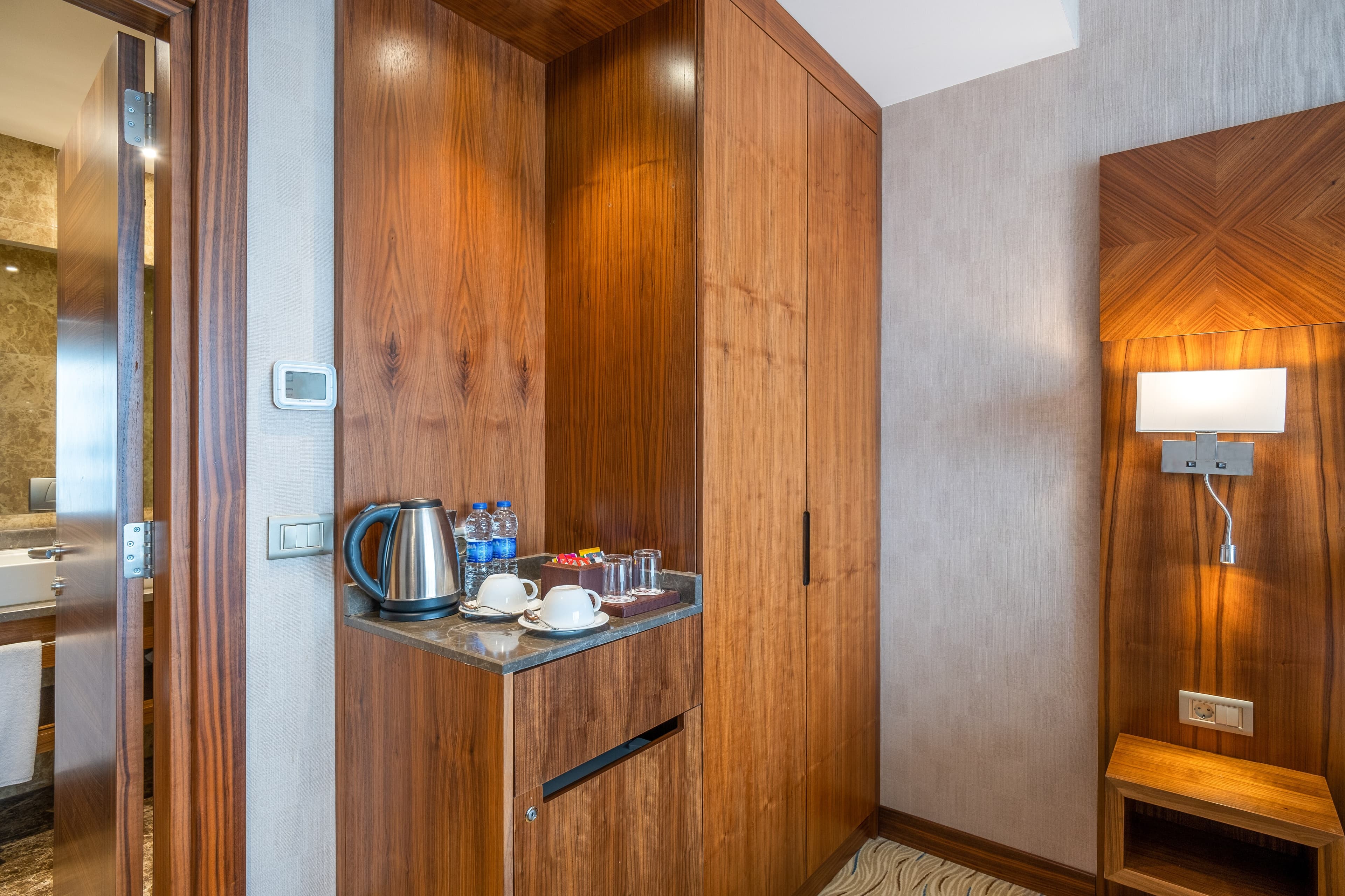Clarion Hotel Istanbul Mahmutbey — 20