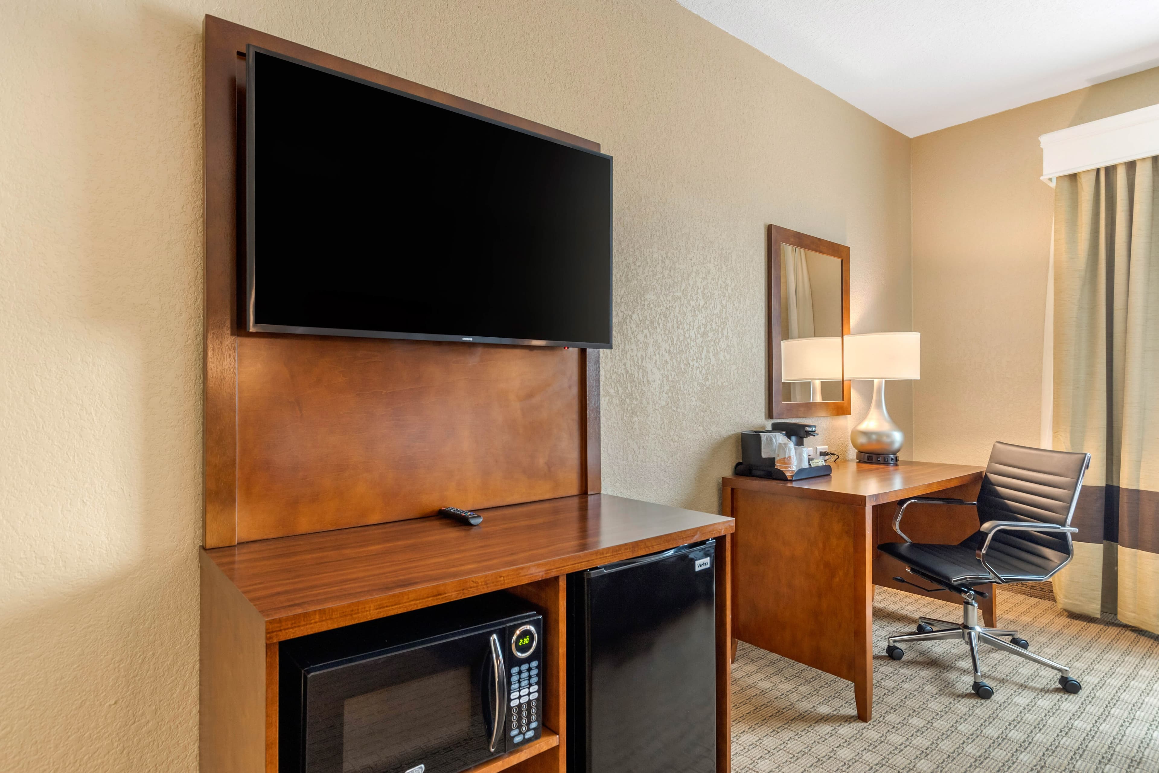Comfort Suites San Antonio Airport North - Image 3