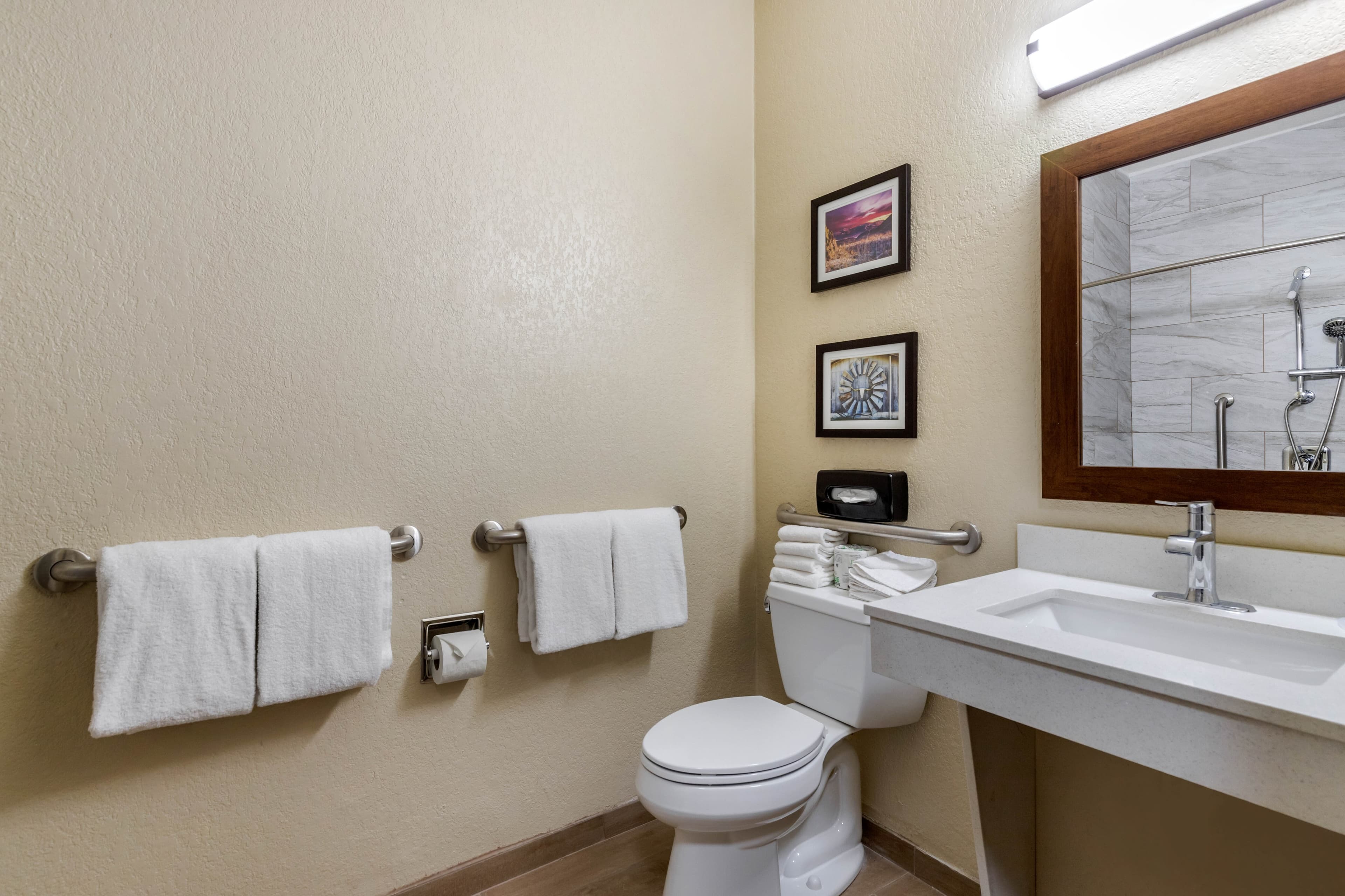 Comfort Suites San Antonio Airport North — 6