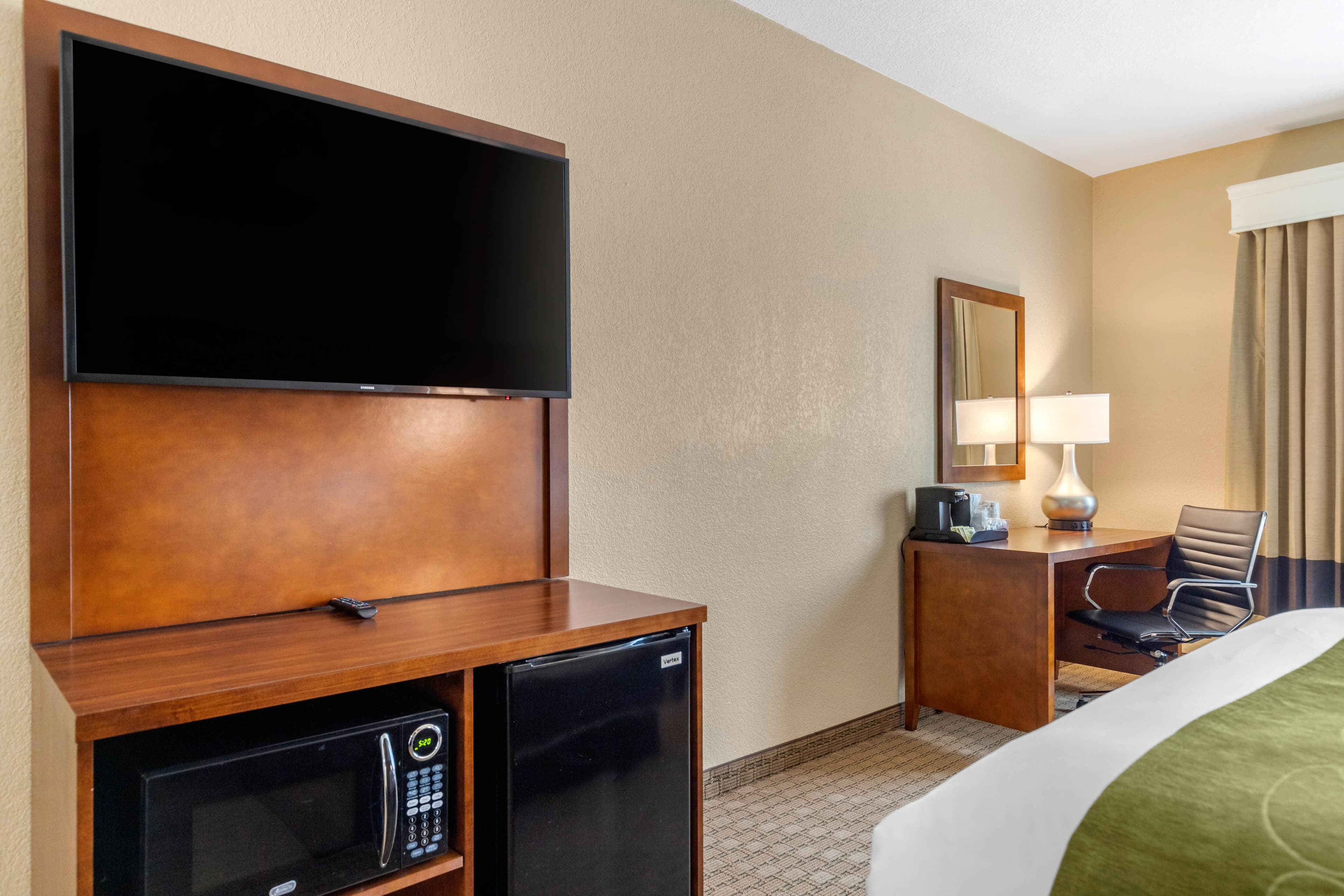 Comfort Suites San Antonio Airport North — 11