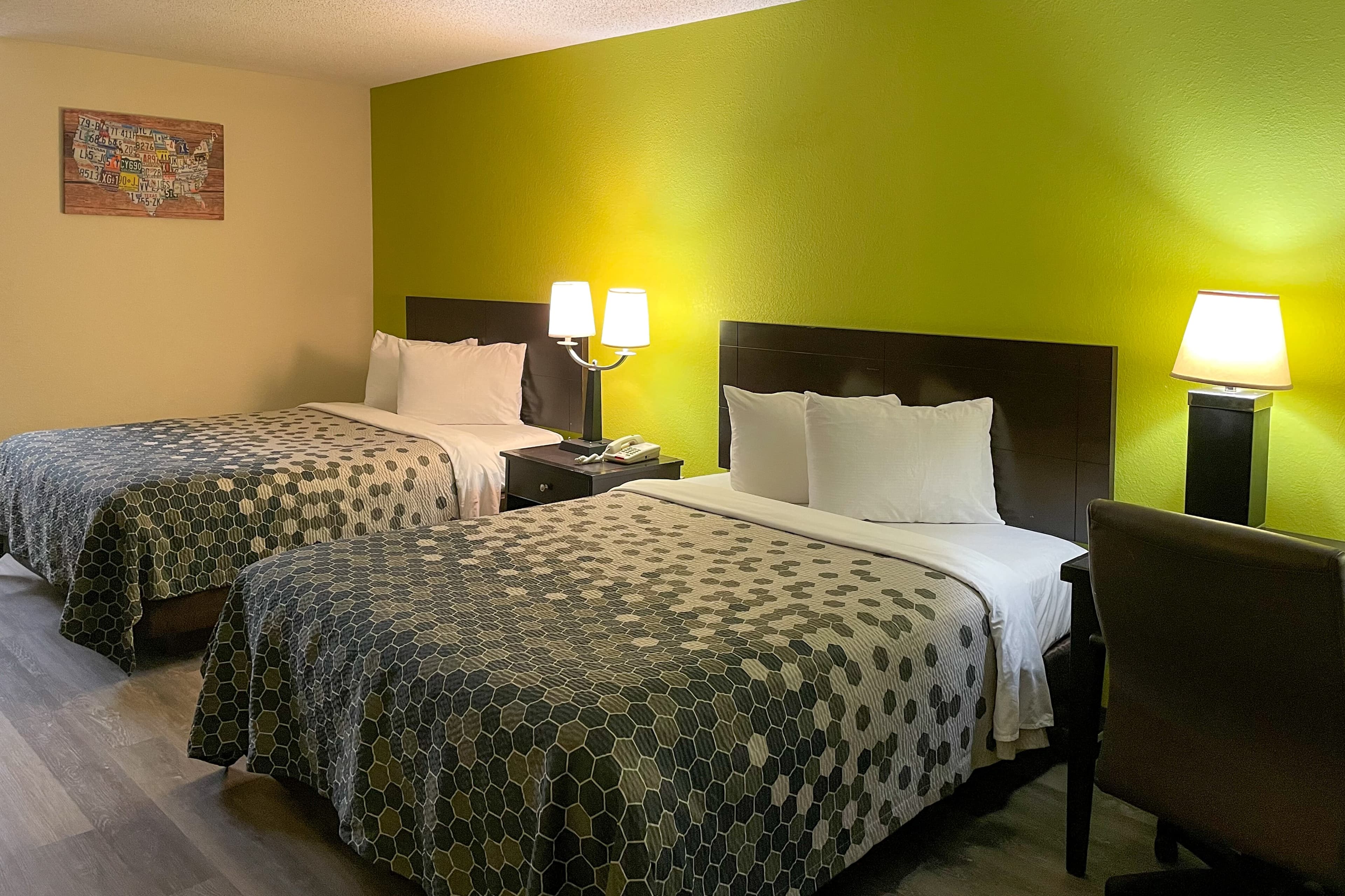 Econo Lodge Inn & Suites Sweetwater I-20 — 11