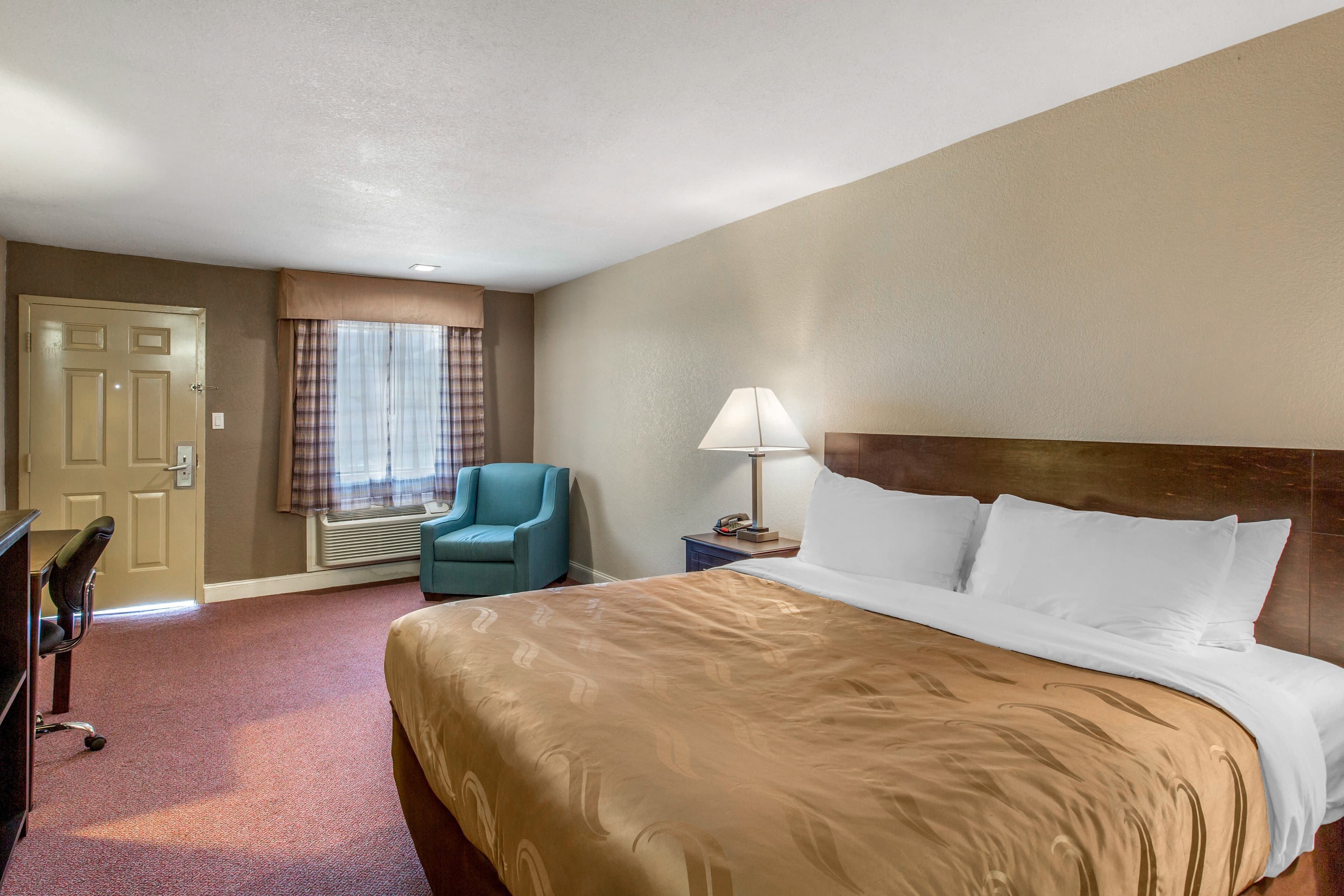 Quality Inn & Suites Port Arthur - Nederland — 2