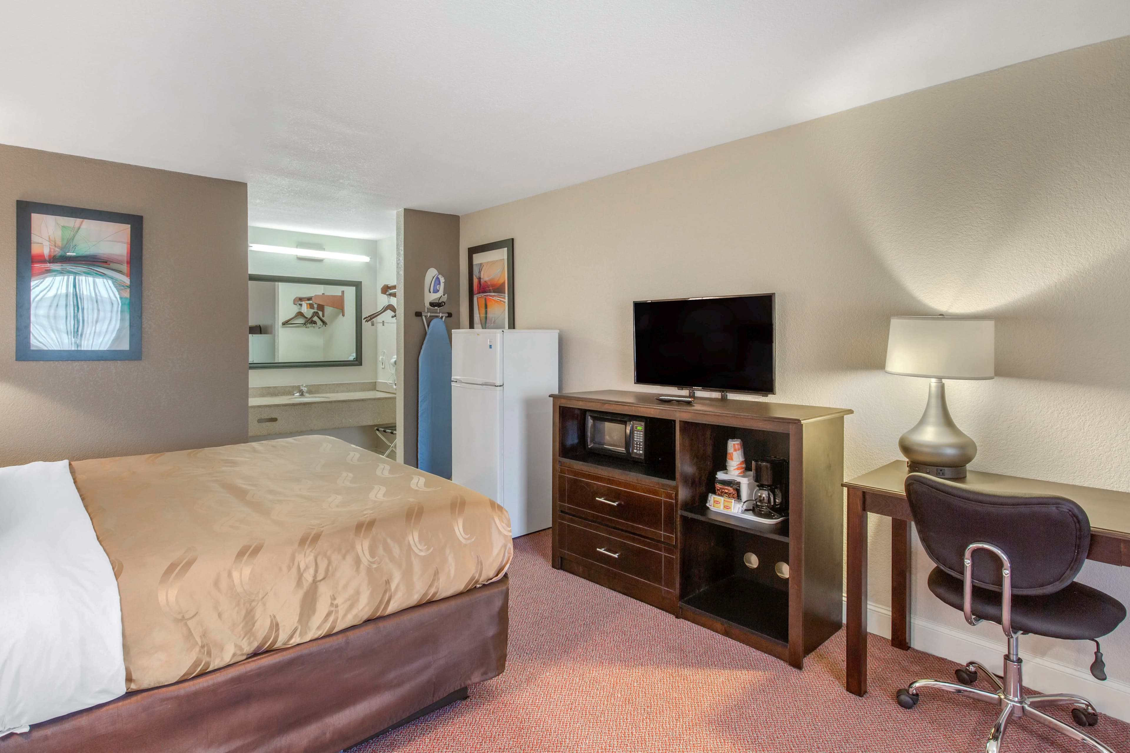 Quality Inn & Suites Port Arthur - Nederland — 3