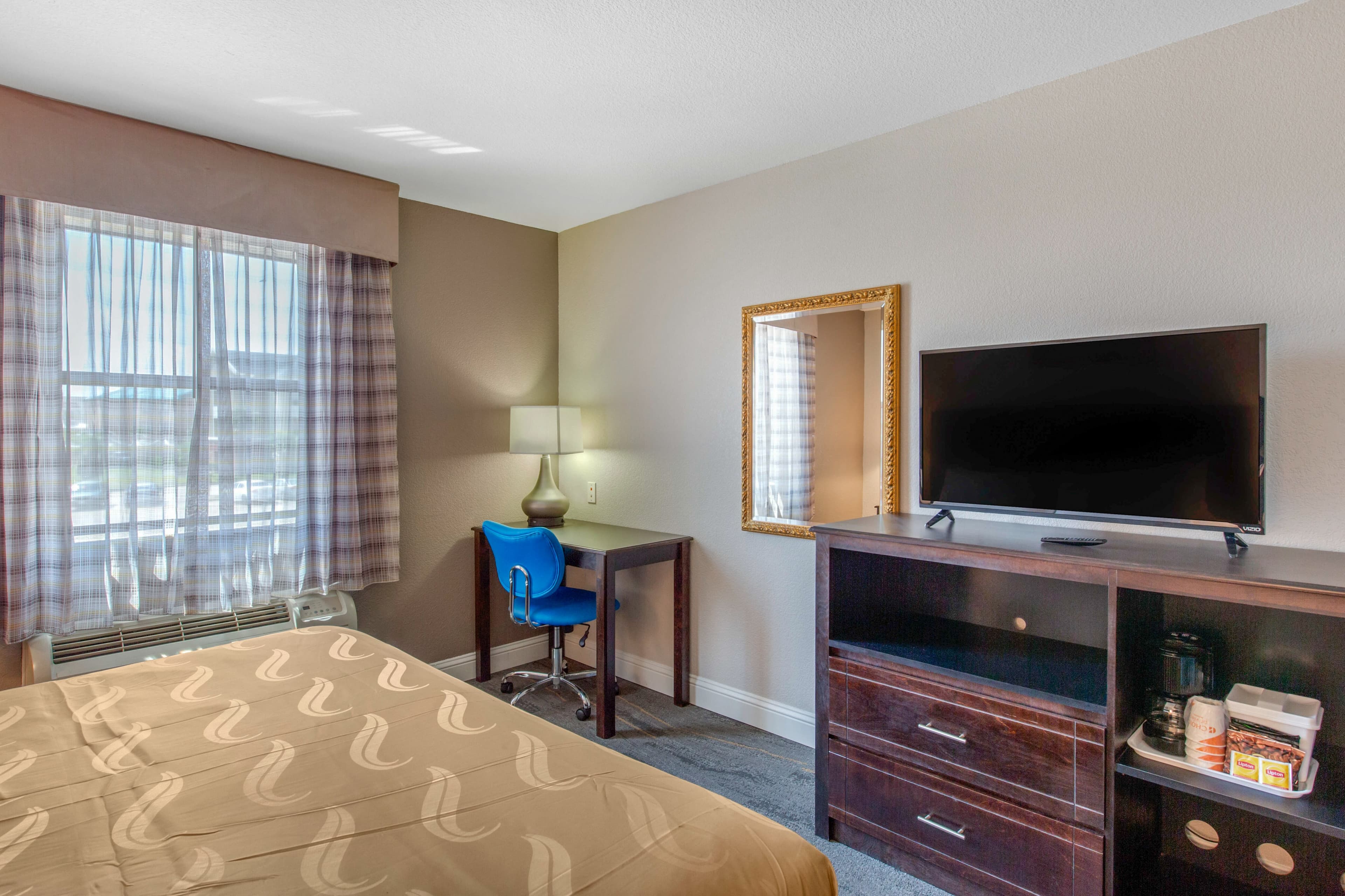 Quality Inn & Suites Port Arthur - Nederland — 9