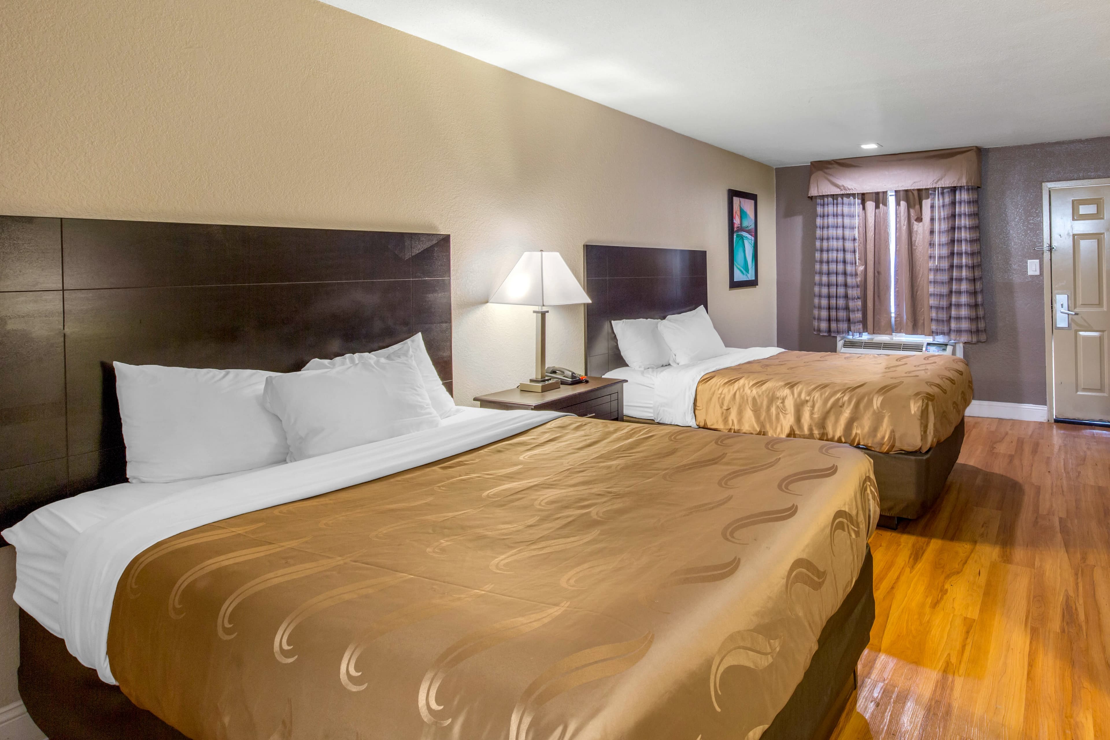 Quality Inn & Suites Port Arthur - Nederland — 13