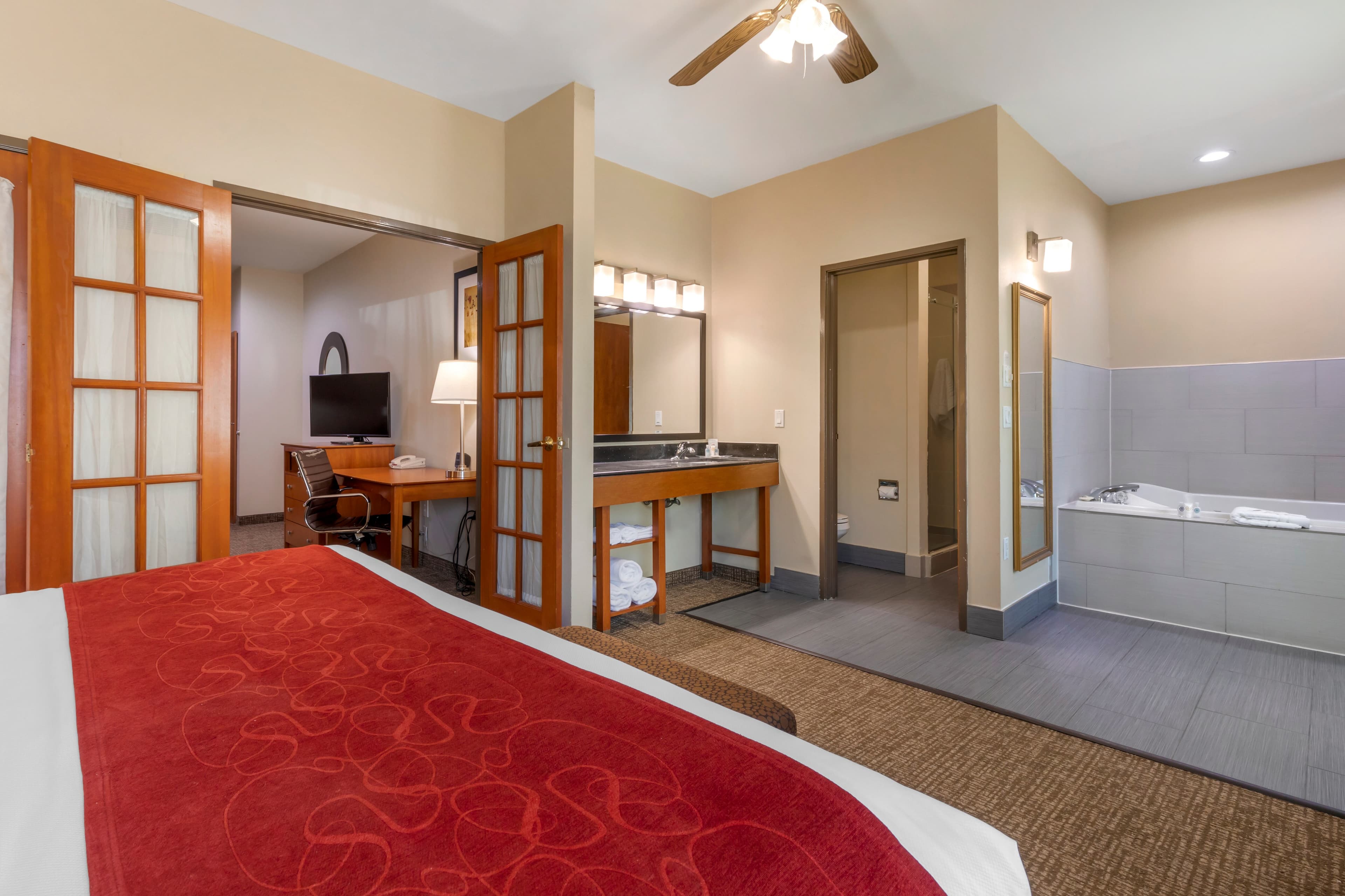 Comfort Suites North Dallas — 13