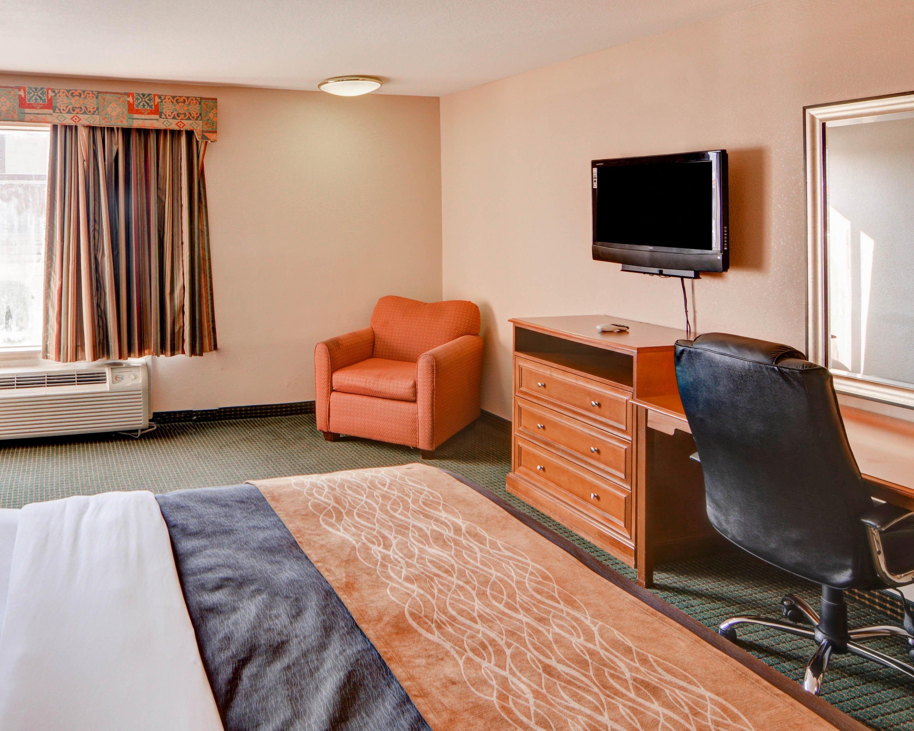 Quality Inn Forest Hill - Fort Worth South - Image 4