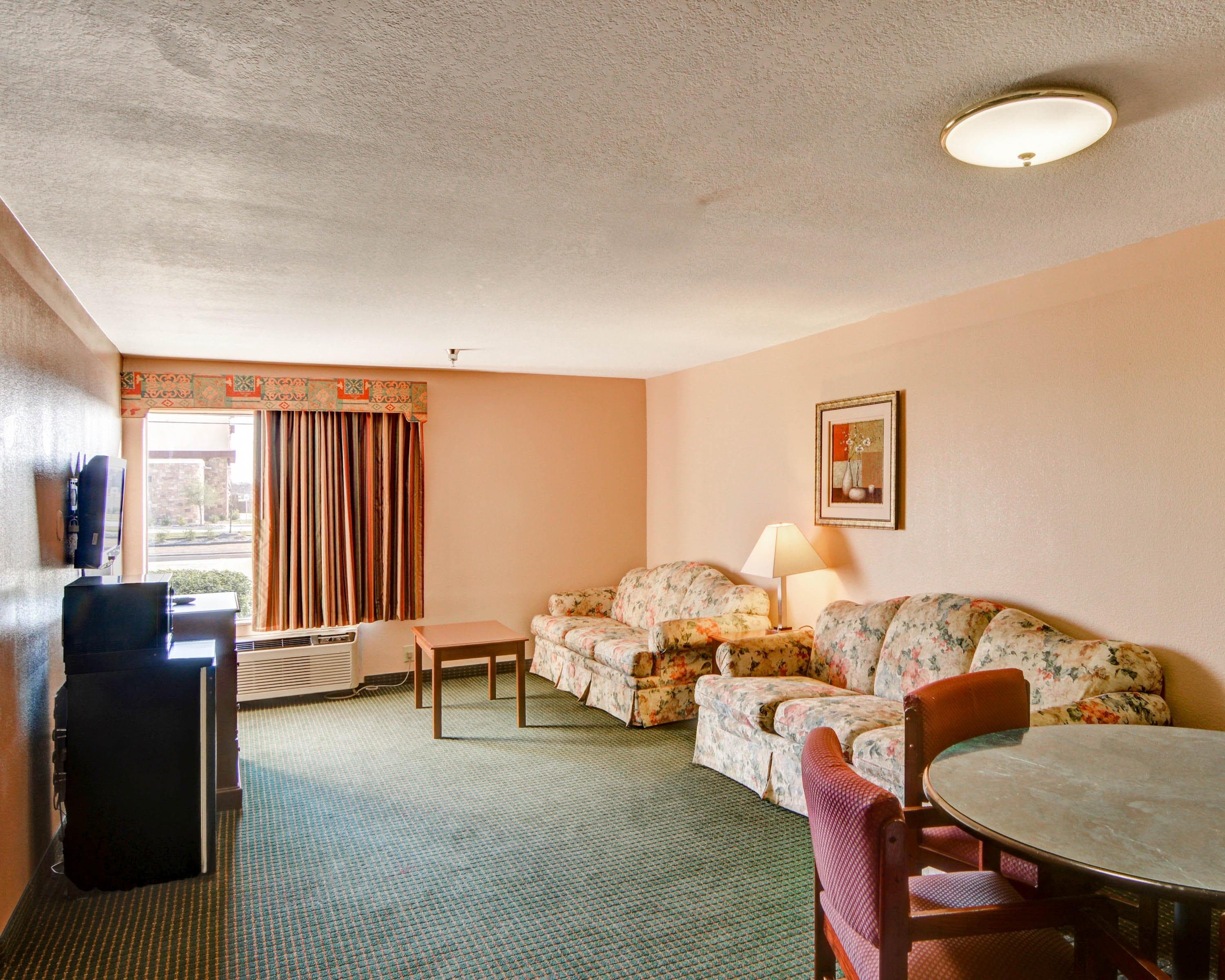Quality Inn Forest Hill - Fort Worth South — 21