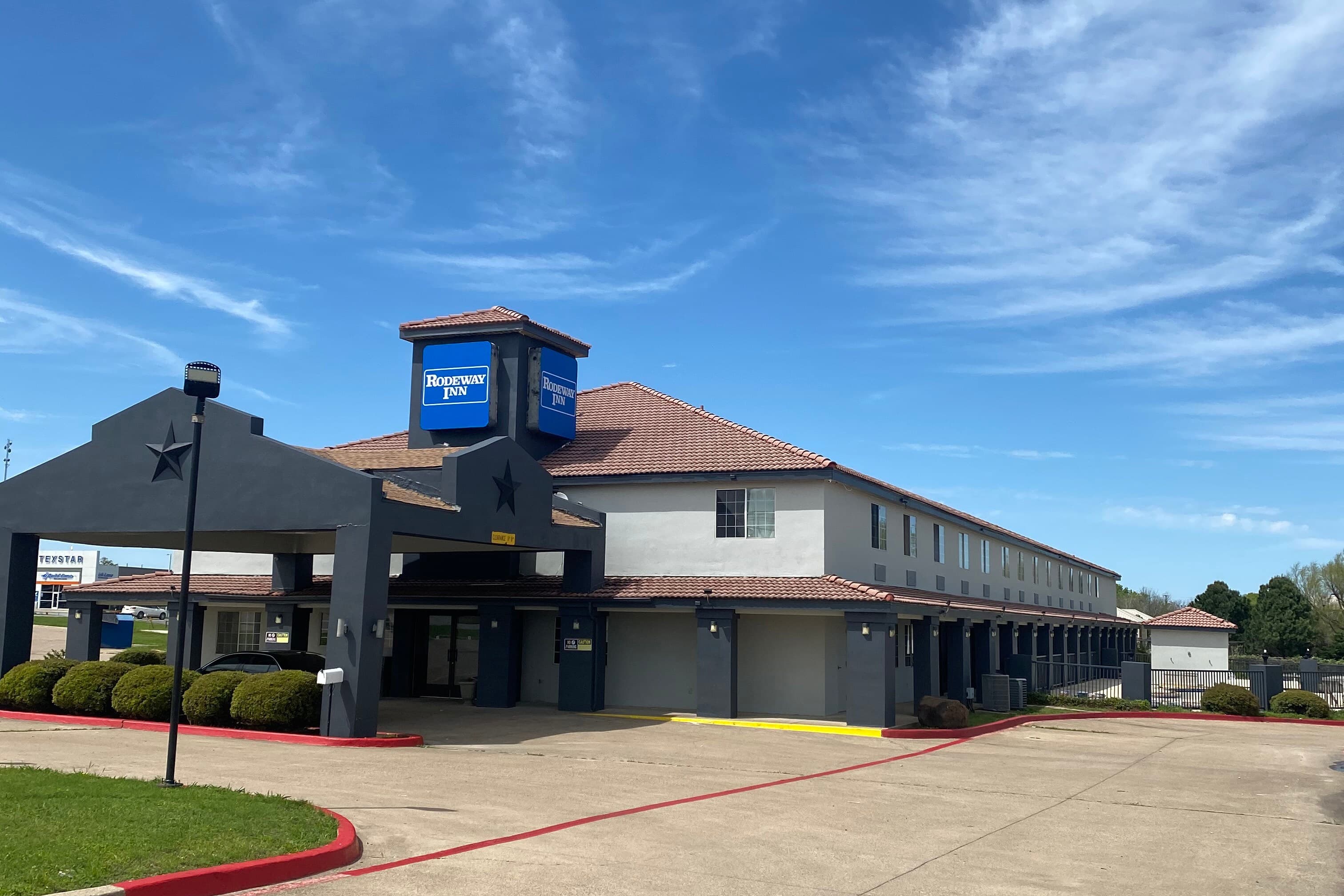 Rodeway Inn Stephenville - Image 1