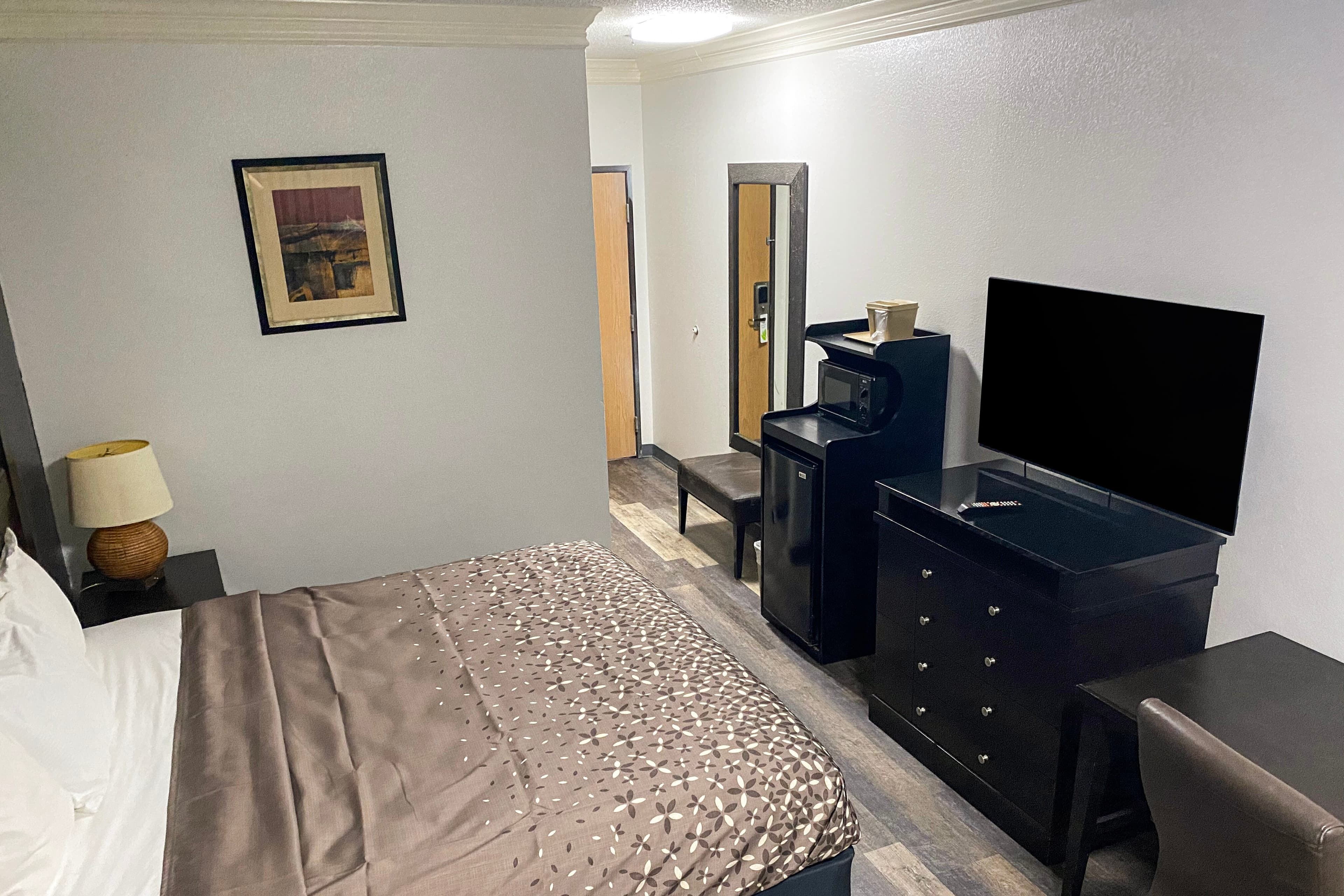 Rodeway Inn Stephenville - Image 2