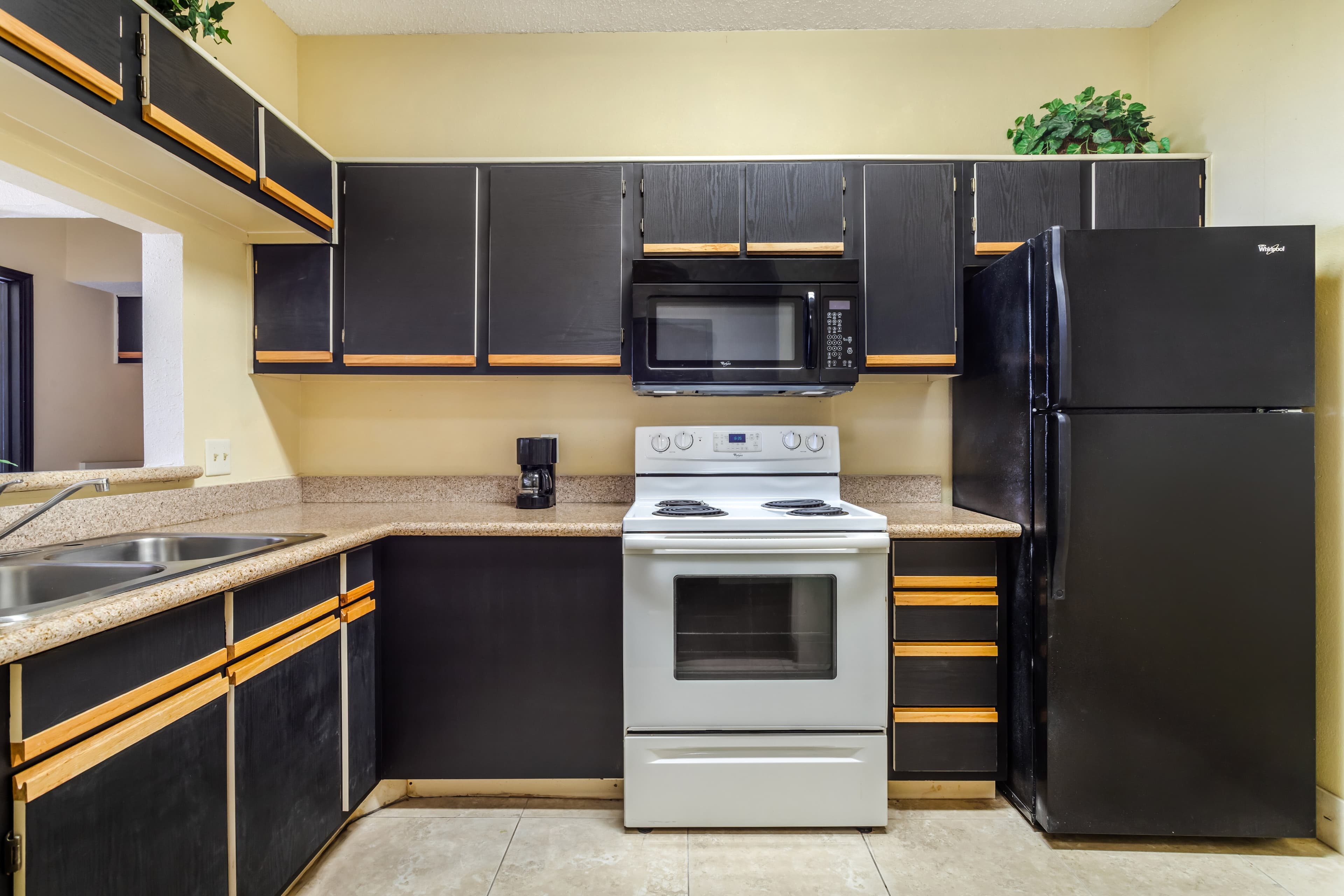 Comfort Suites Bush Intercontinental Airport — 7