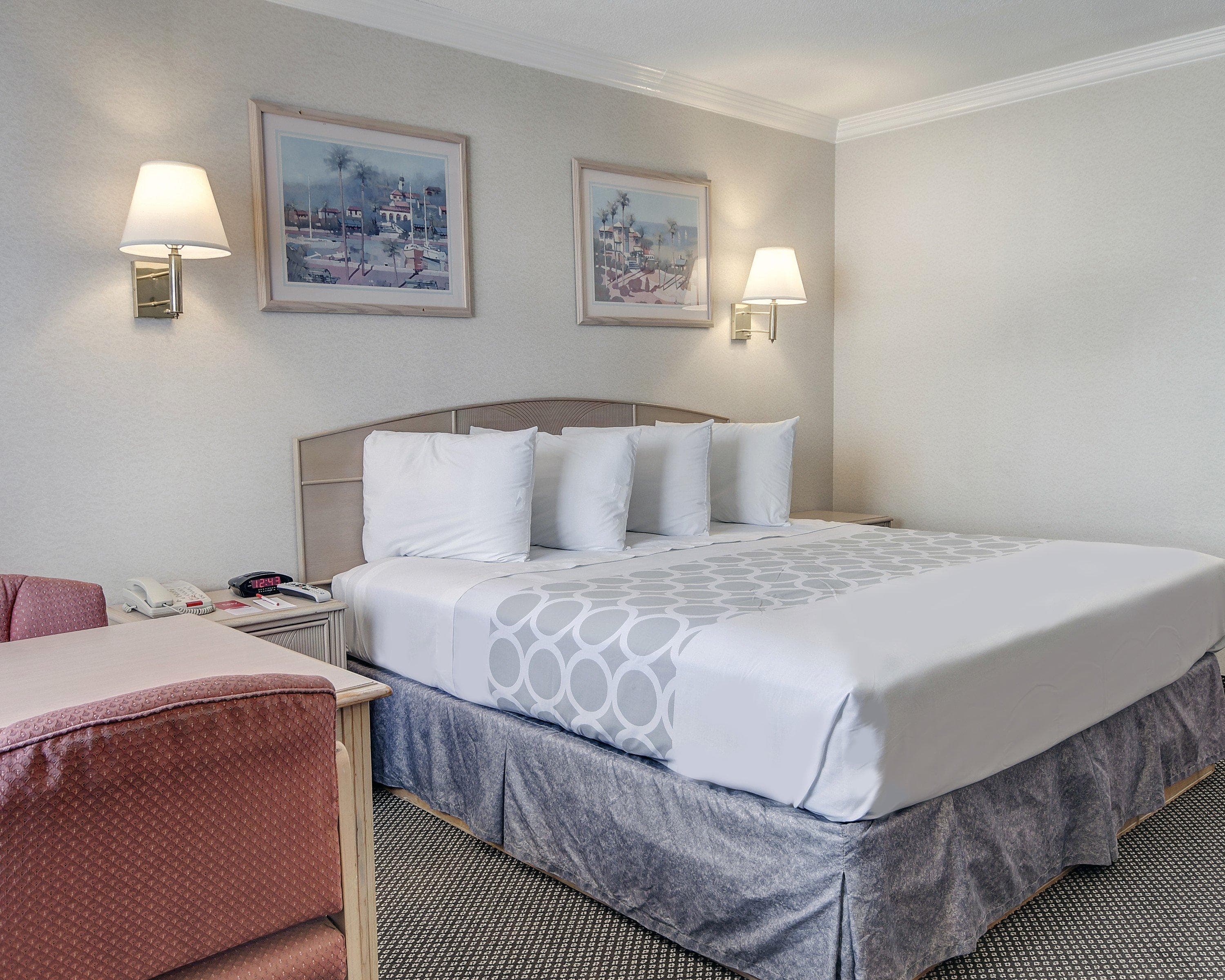 Econo Lodge Van Horn — 6
