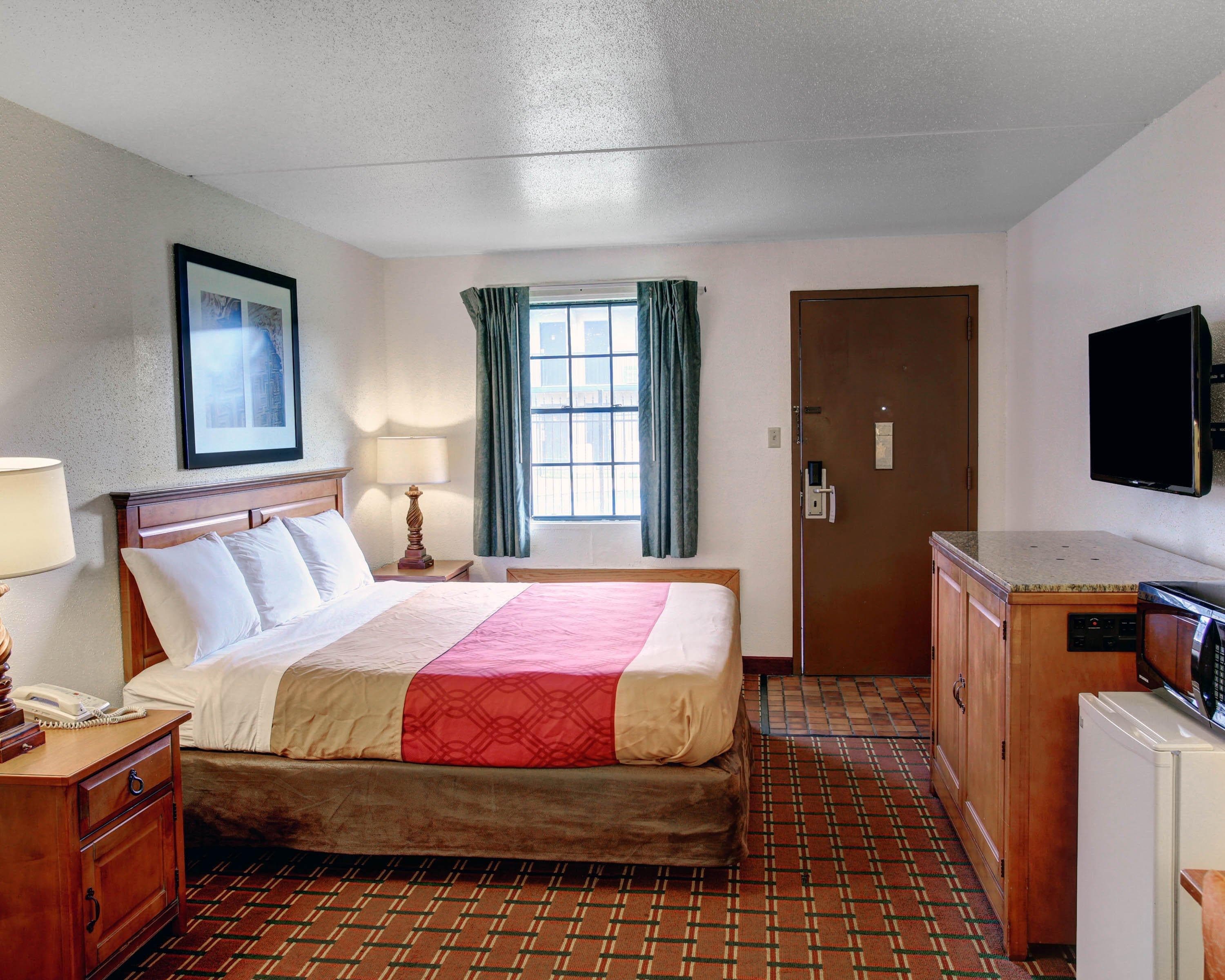 Rodeway Inn New Braunfels - San Antonio Area — 18