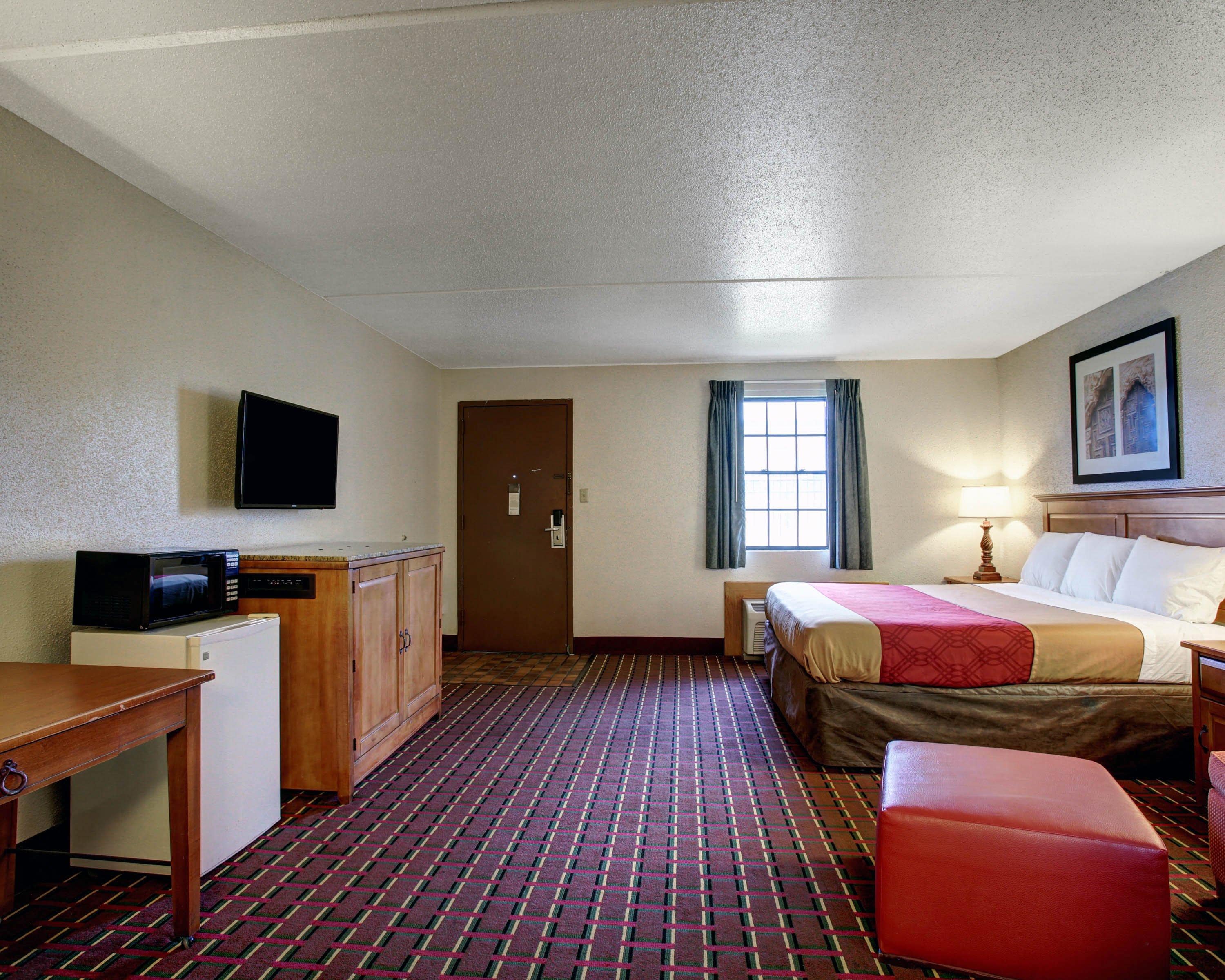Rodeway Inn New Braunfels - San Antonio Area — 15