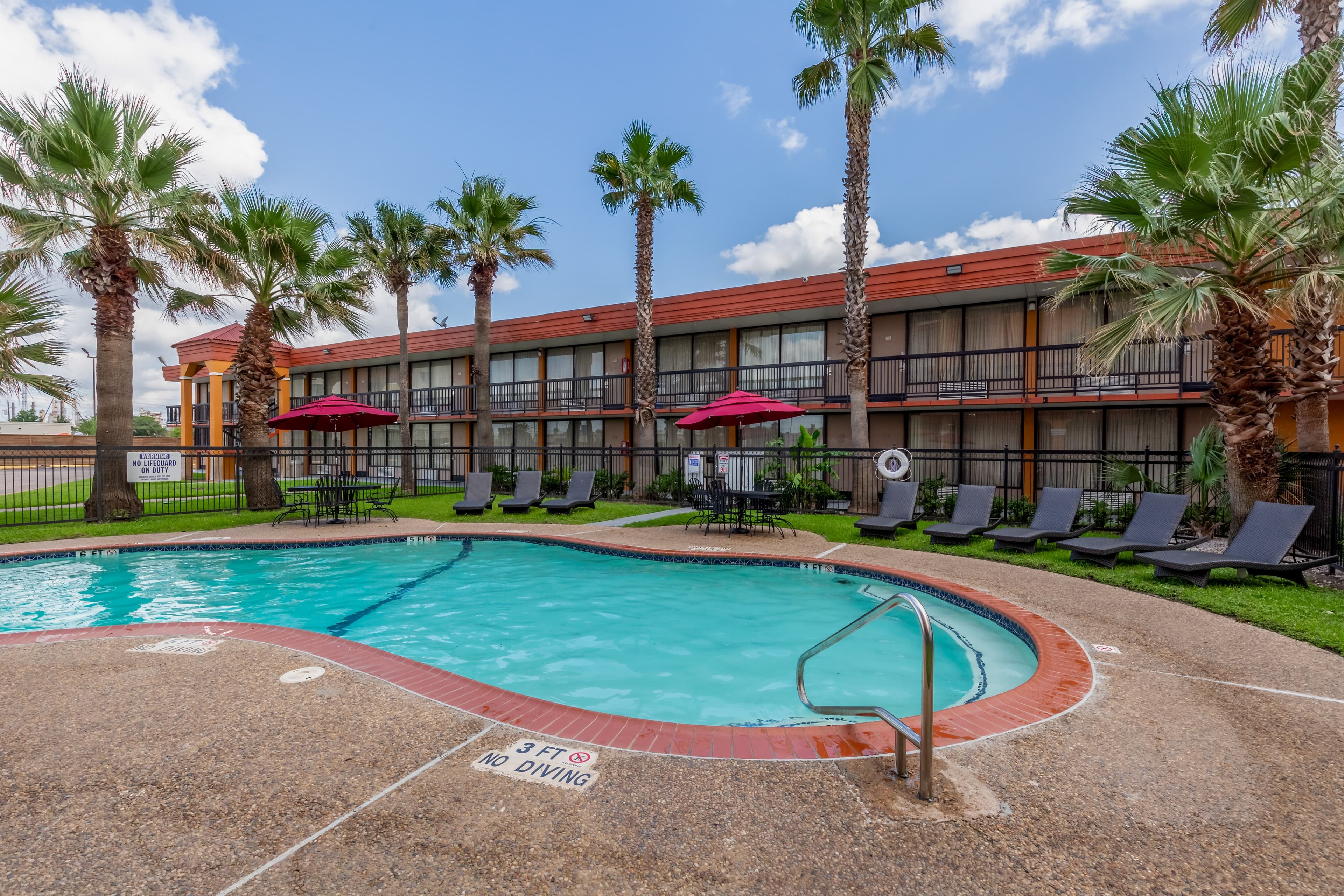 Quality Inn Pasadena - Houston East - Image 1
