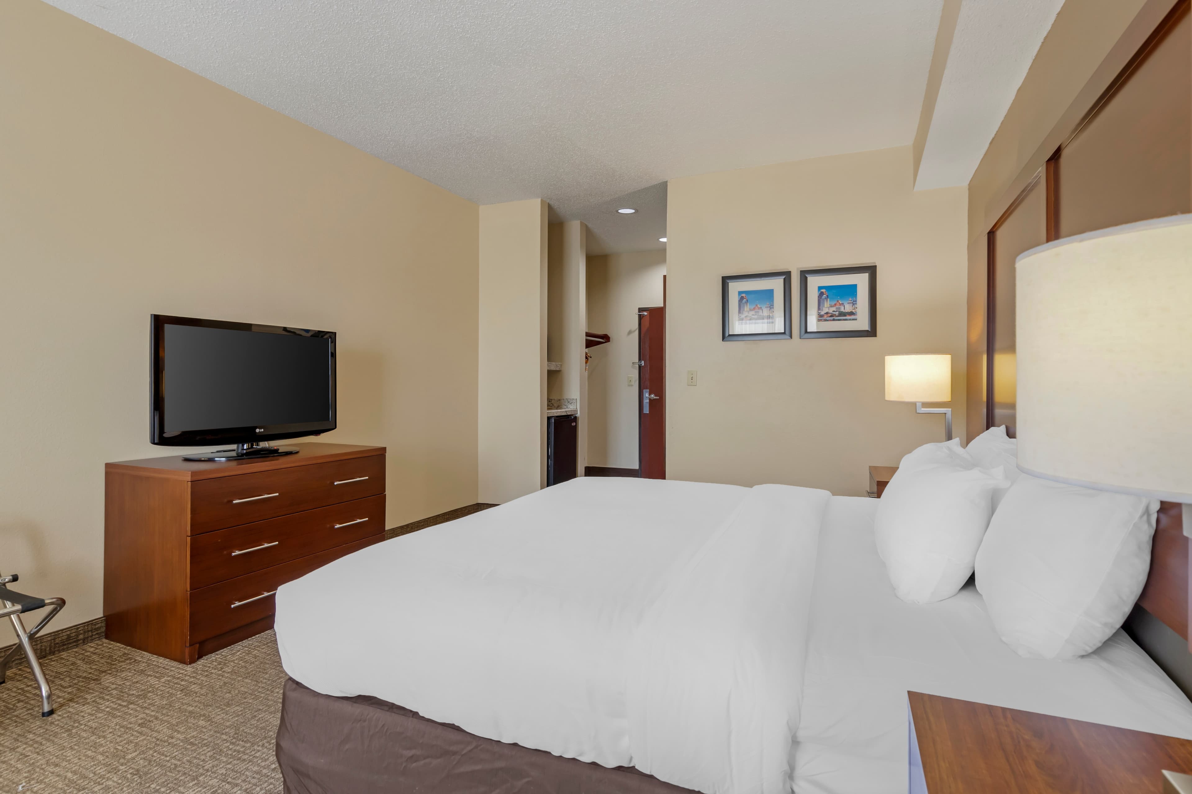 Comfort Inn & Suites Seguin — 15