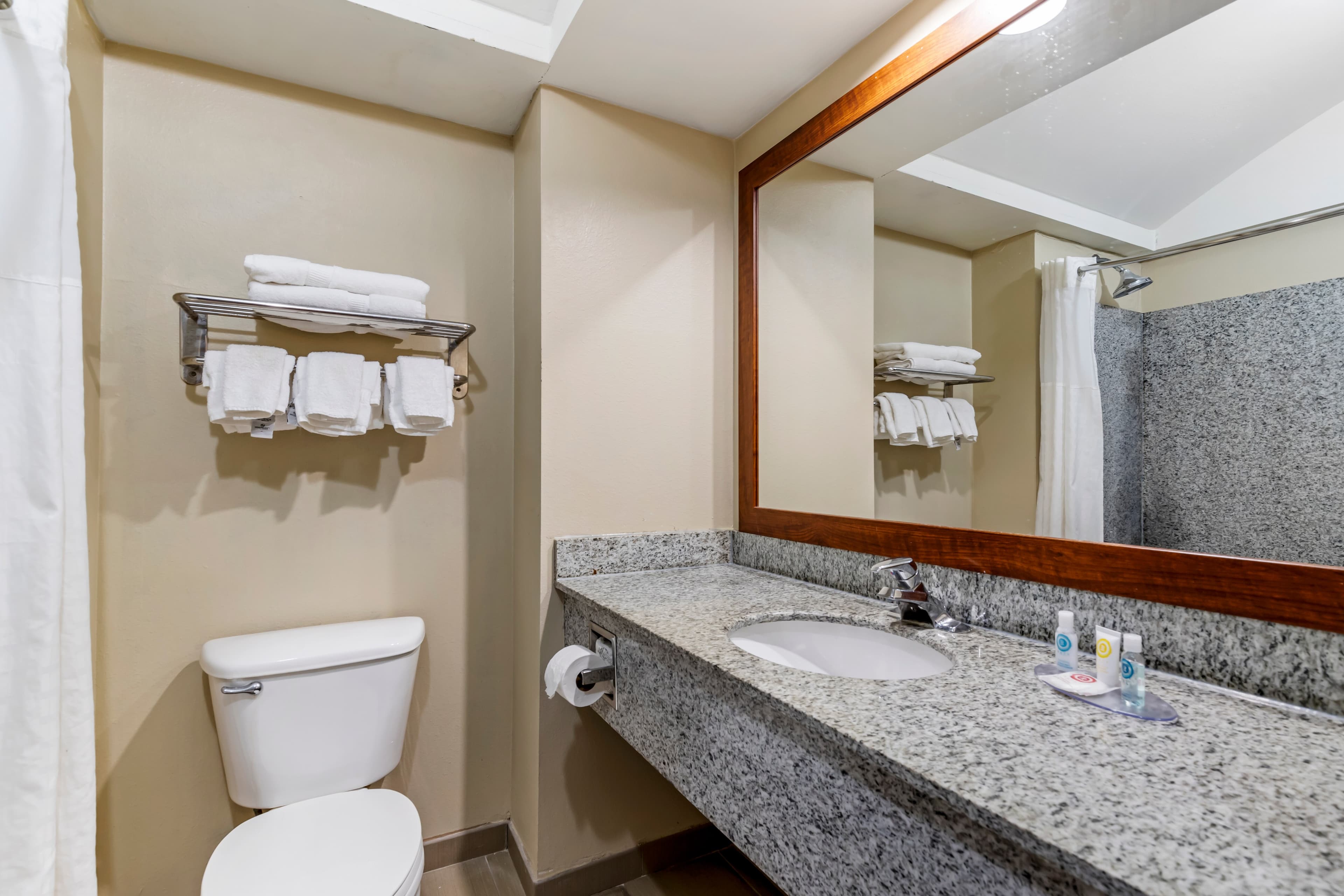 Comfort Inn & Suites Seguin — 24