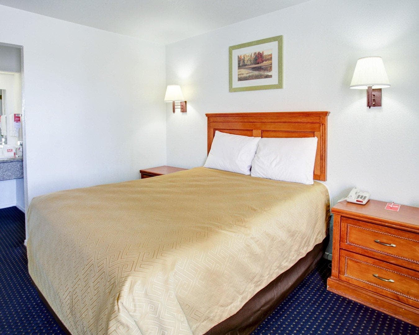 Econo Lodge Temple - Image 2