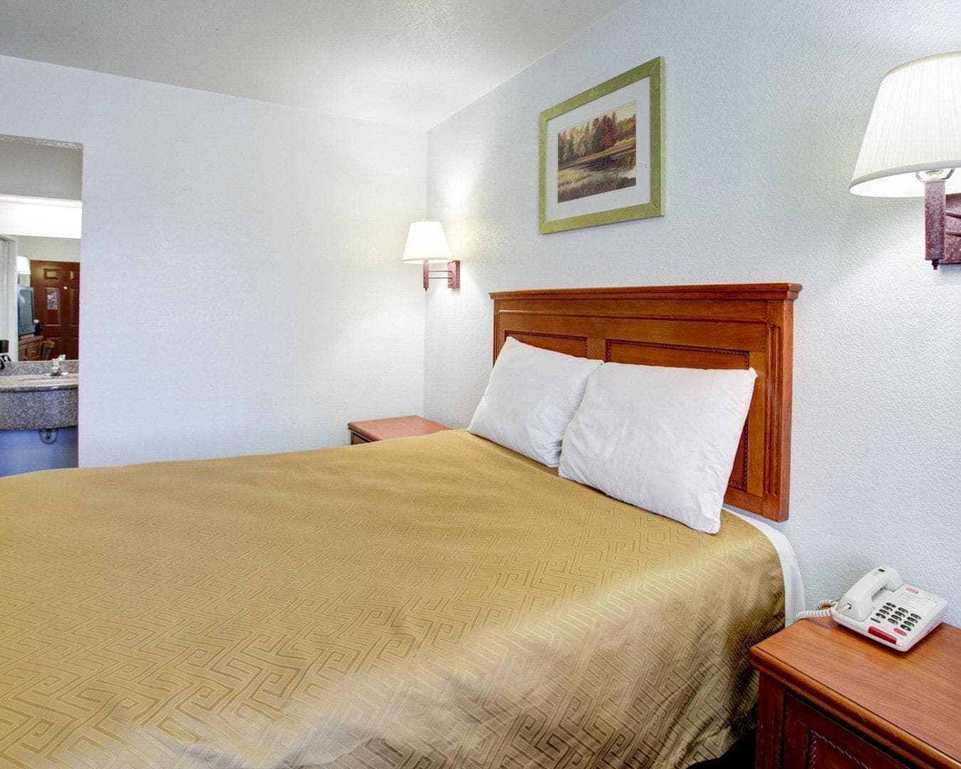 Econo Lodge Temple - Image 3
