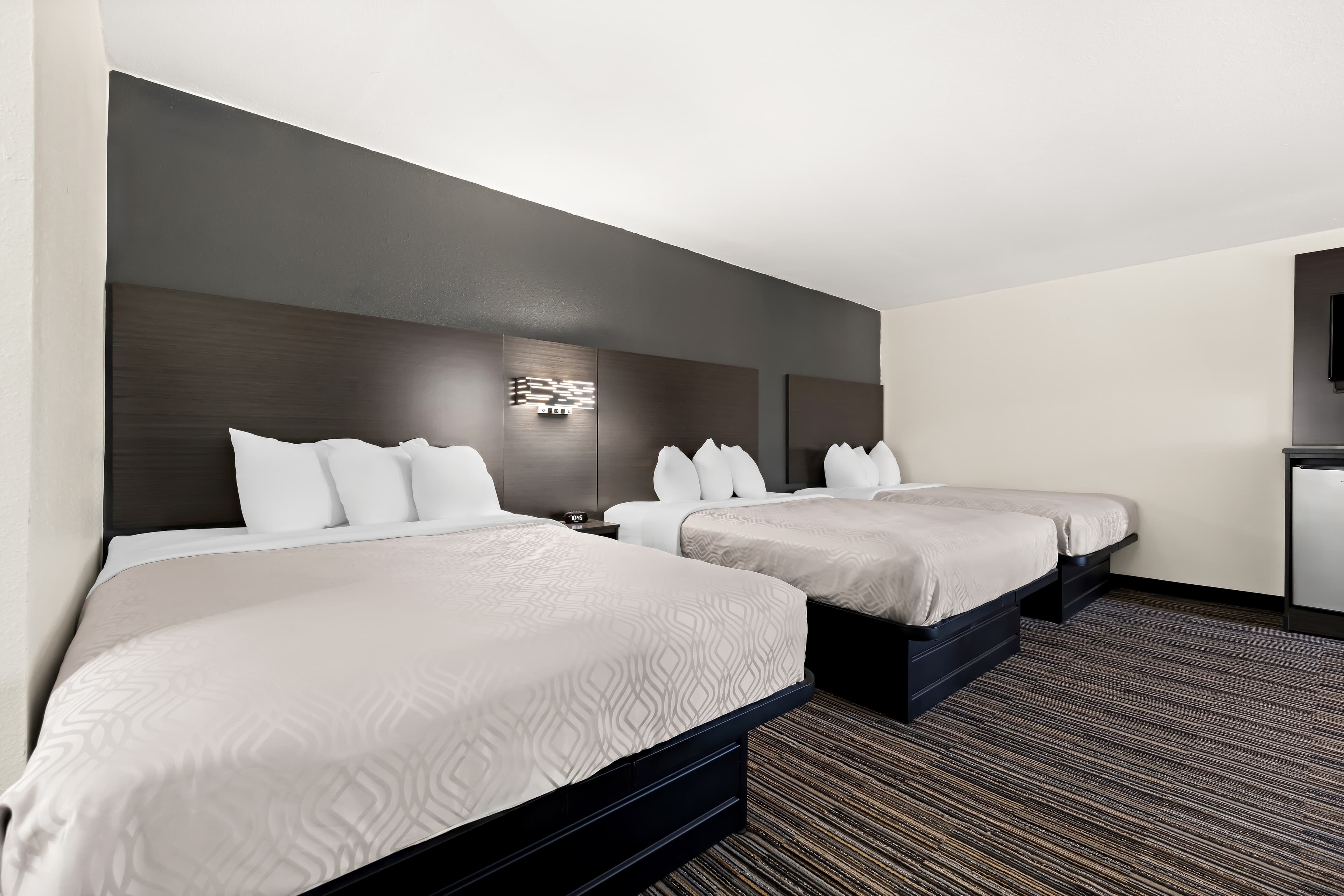 Econo Lodge Dumas — 14