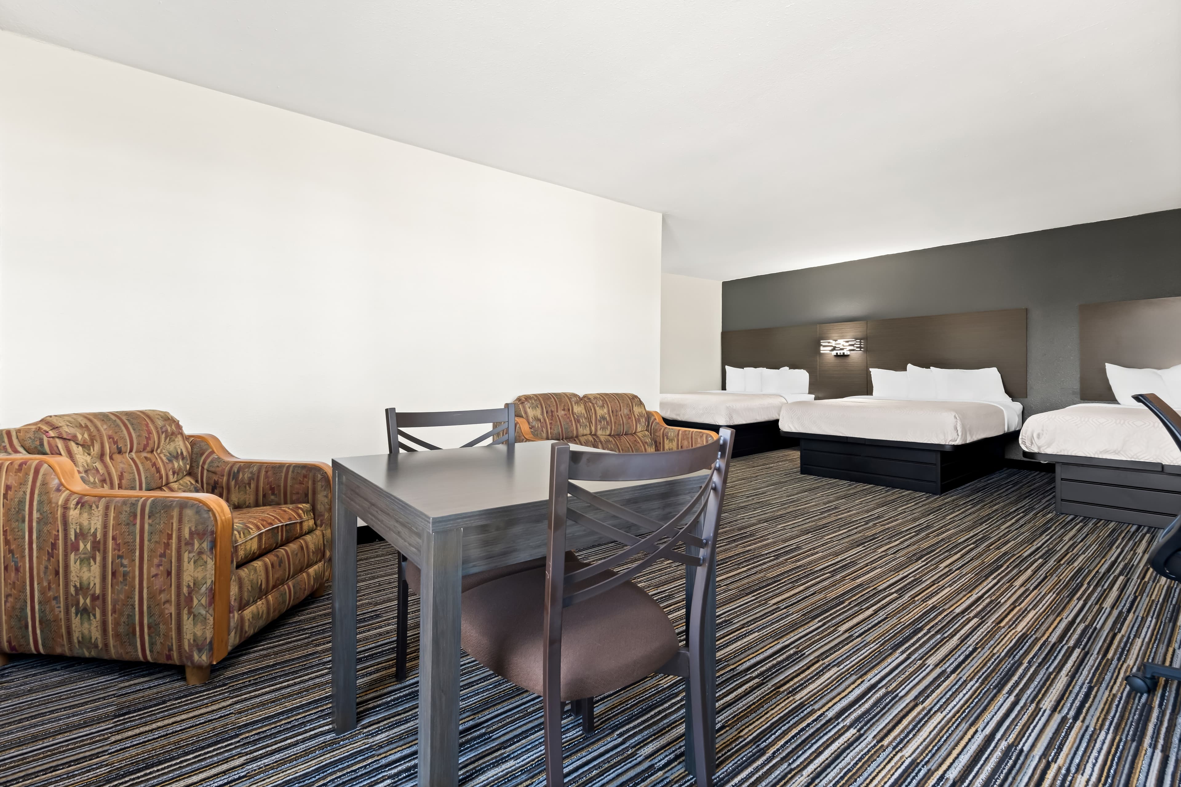 Econo Lodge Dumas — 18