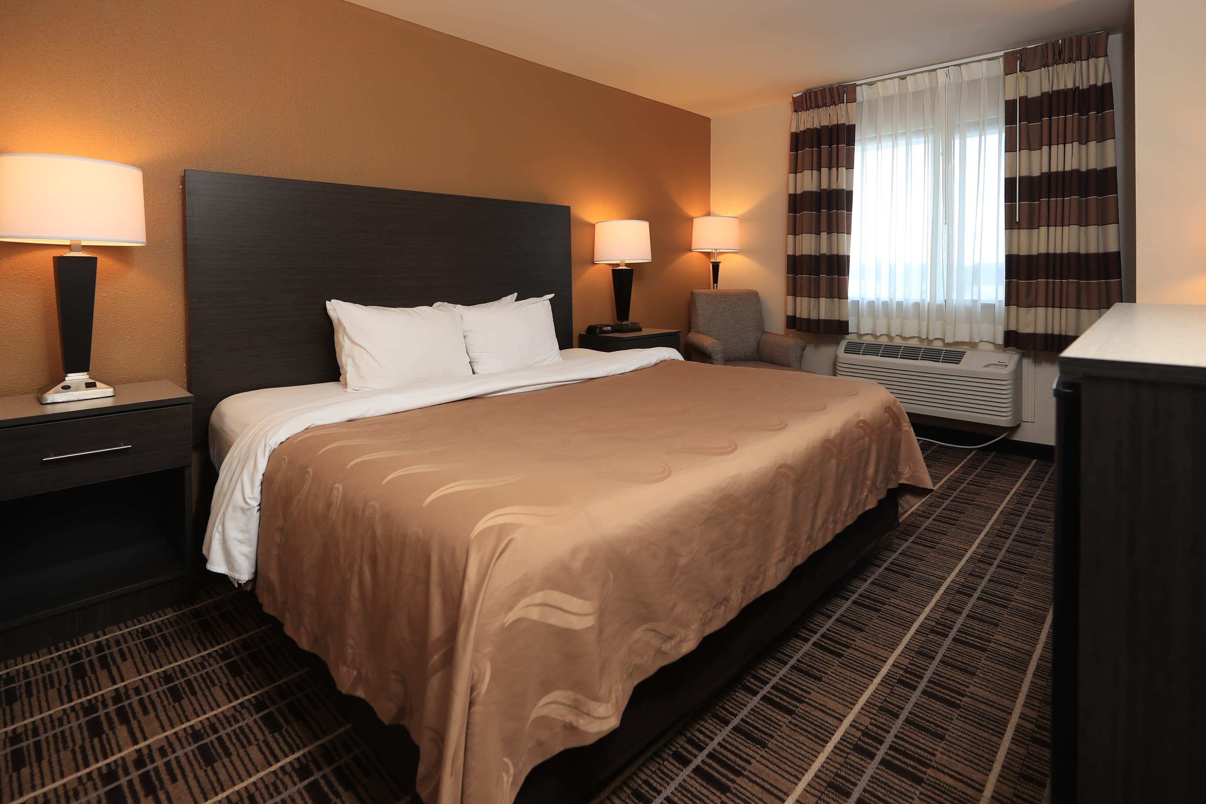 Quality Inn DFW Airport North - Image 5