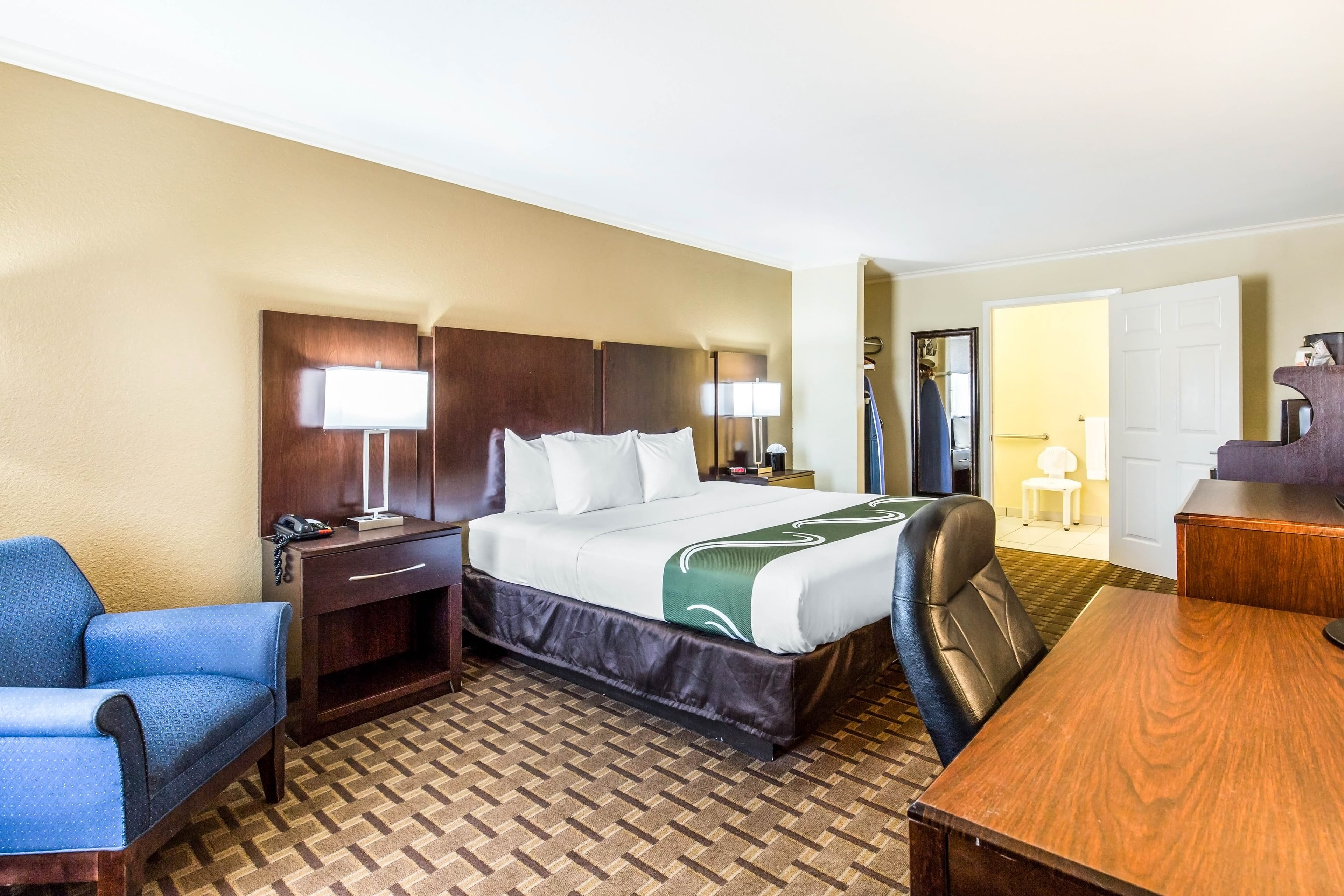 Quality Inn & Suites Abilene North - Image 2