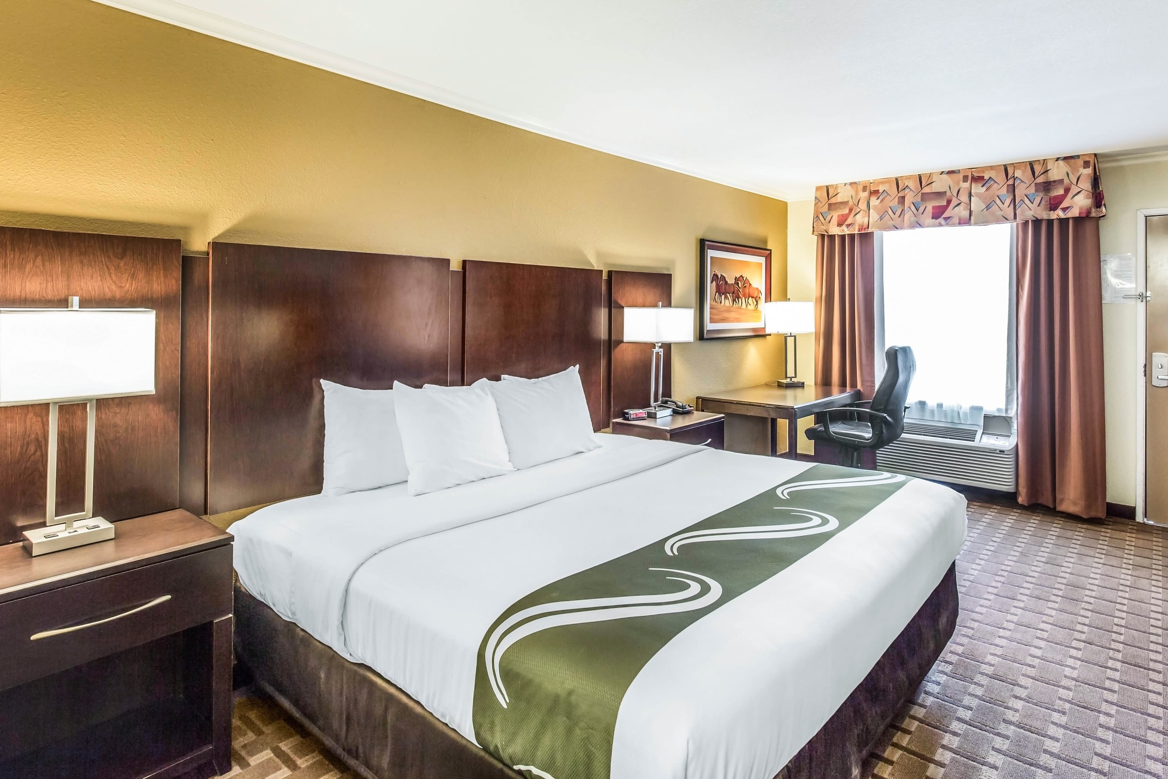 Quality Inn & Suites Abilene North - Image 1