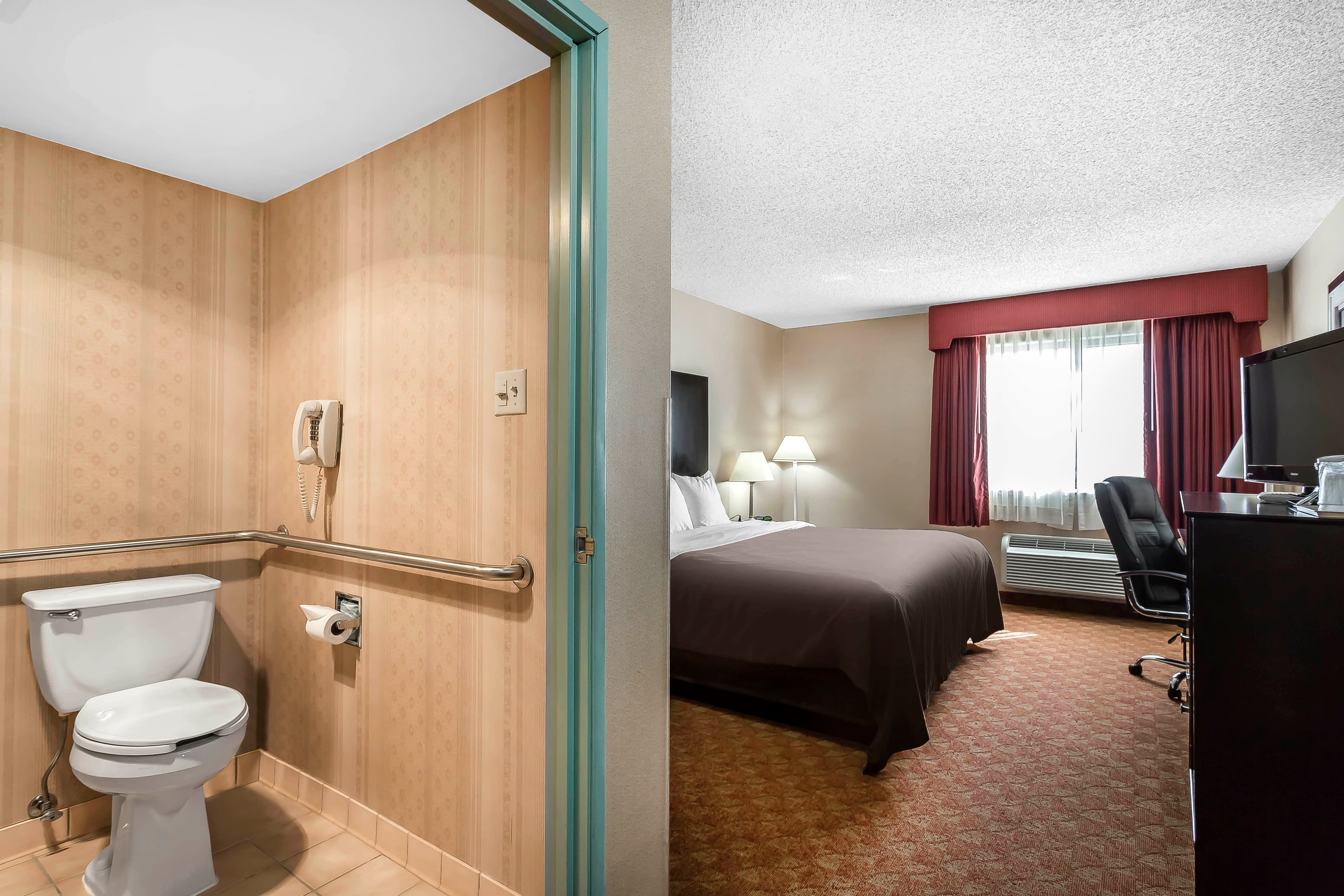 Quality Inn Dumas - Image 2
