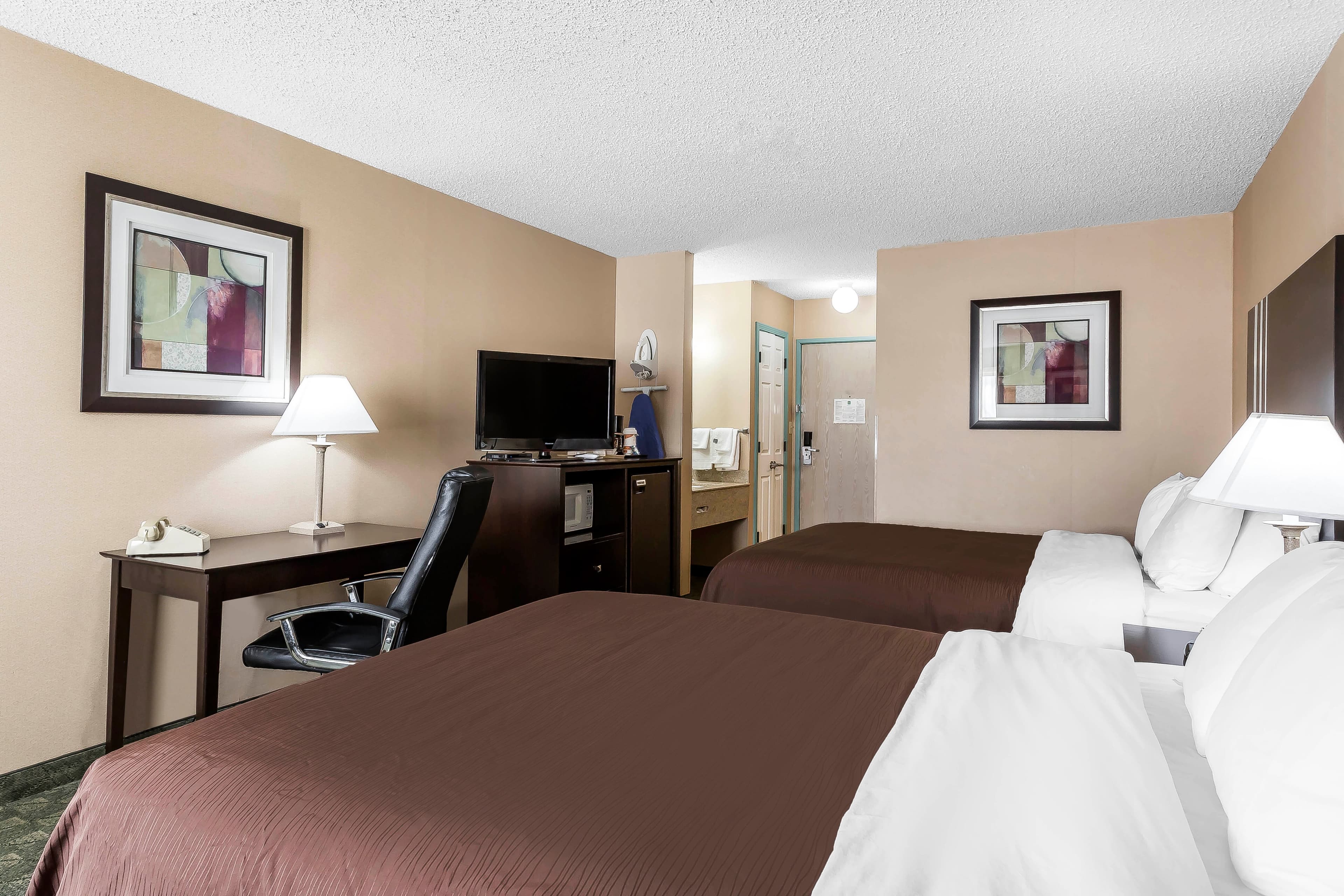 Quality Inn Dumas — 10