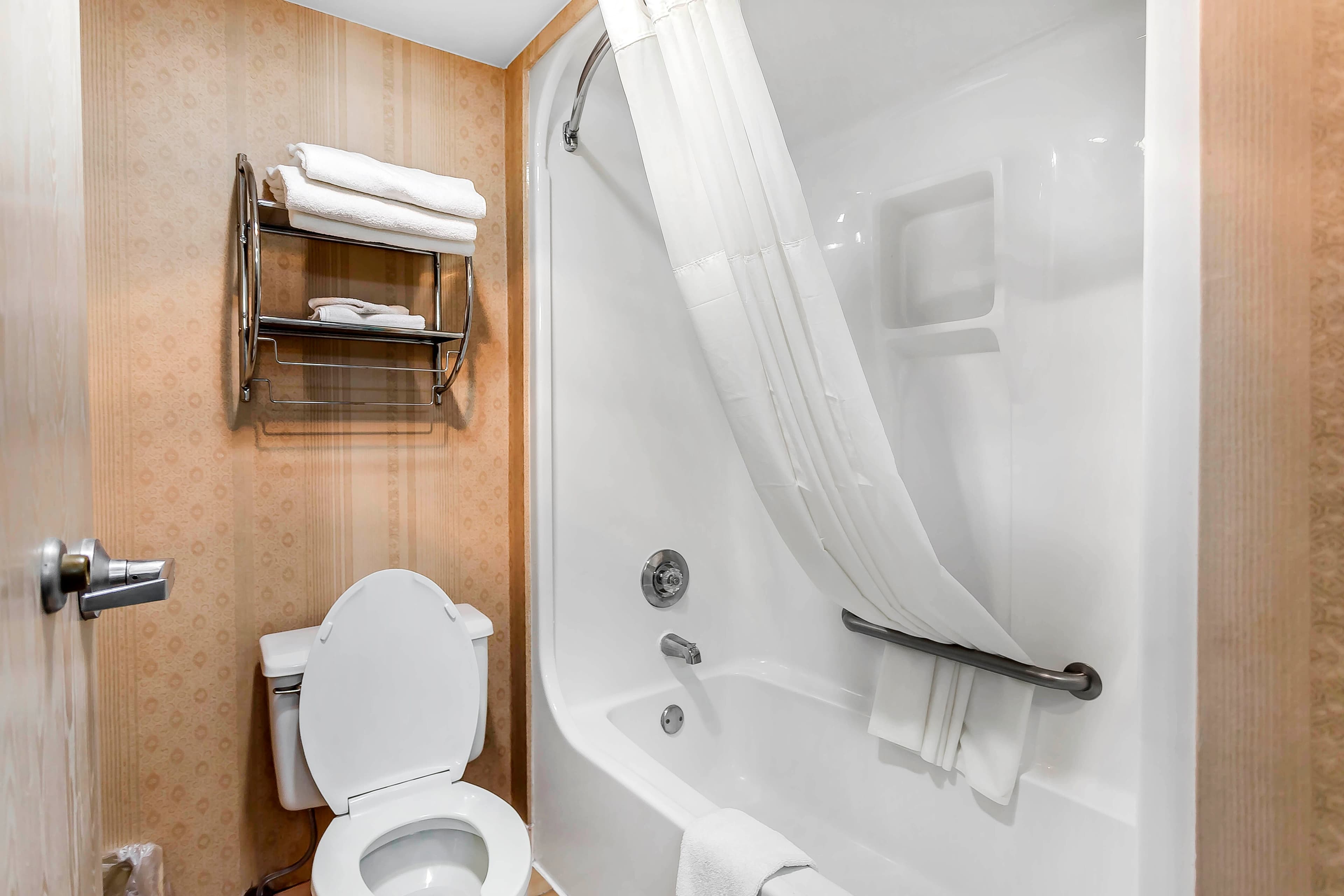 Quality Inn Dumas — 13