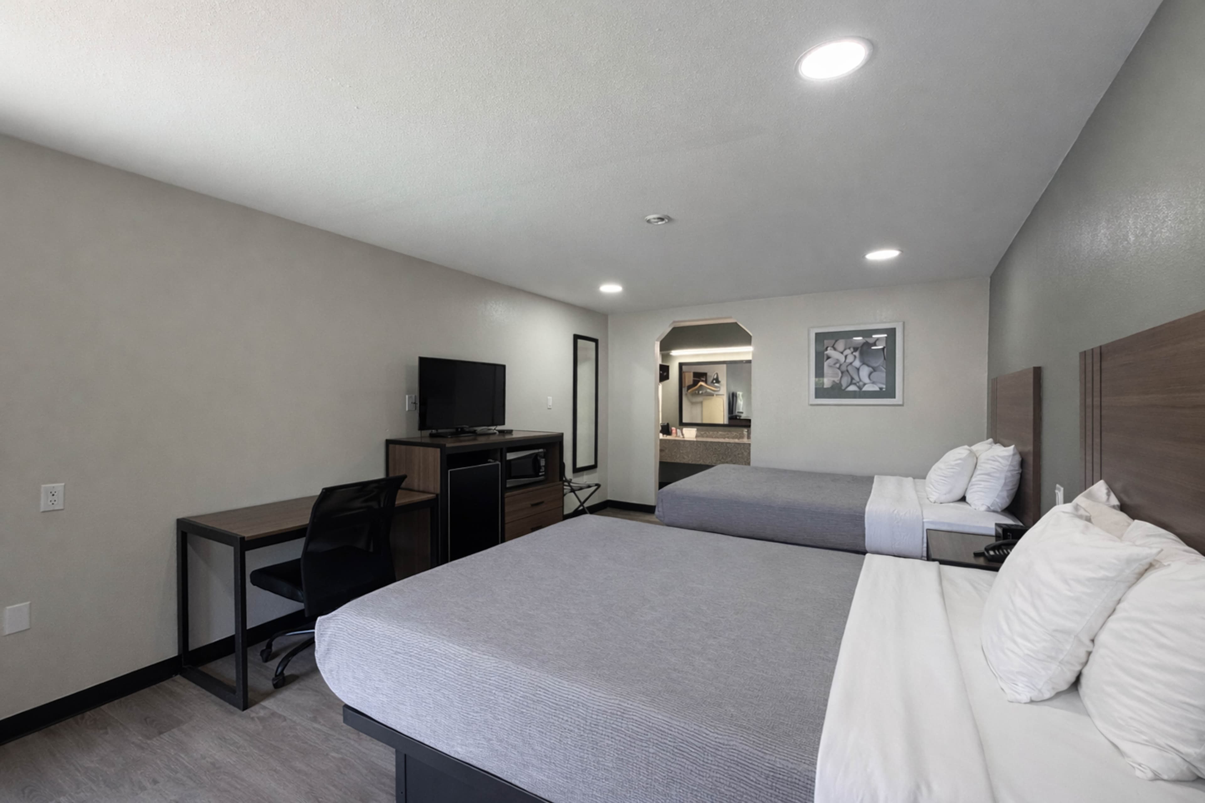 Quality Inn Mt. Pleasant — 21