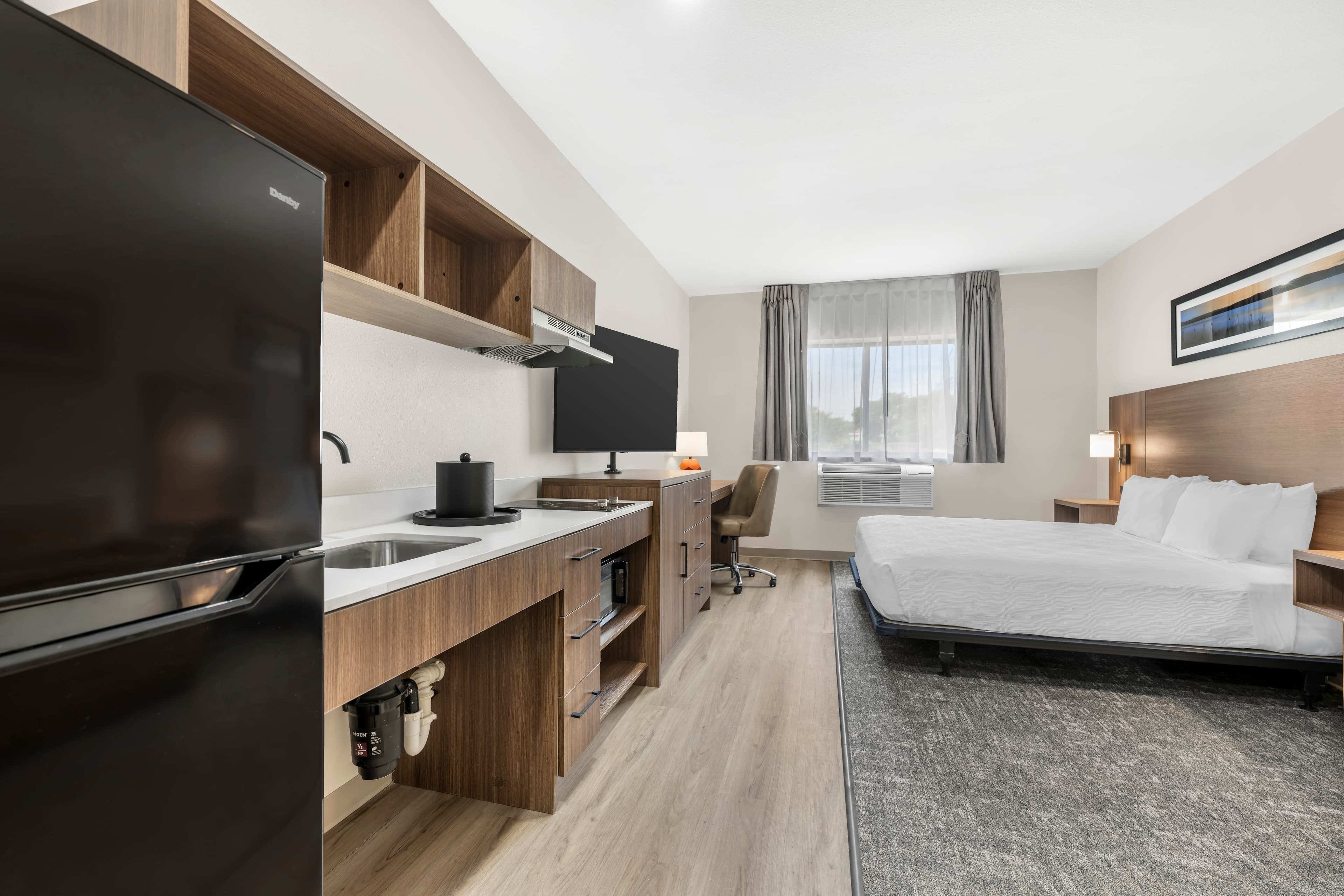 Quality Inn Midland South - Image 2