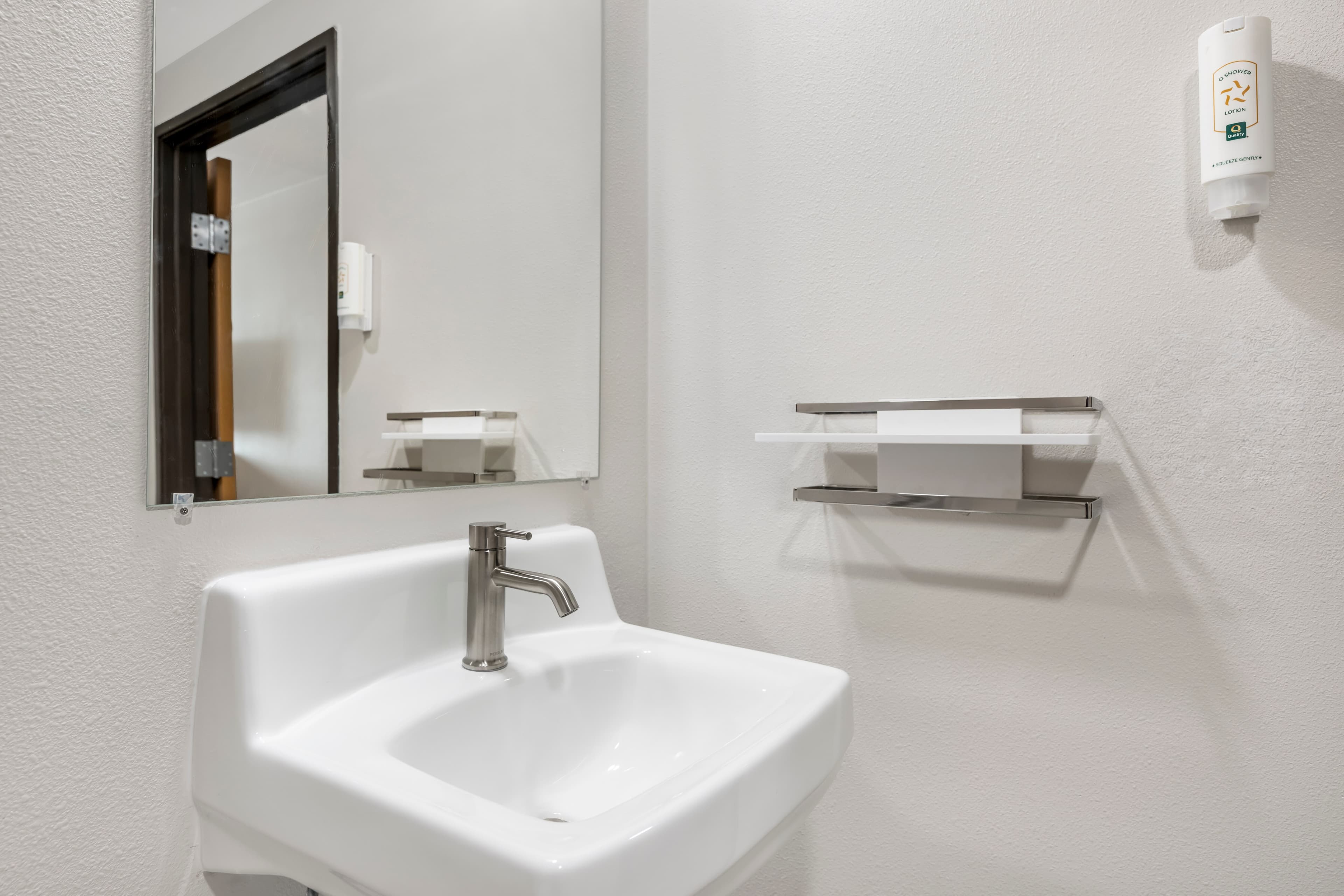 Quality Inn Midland South — 28
