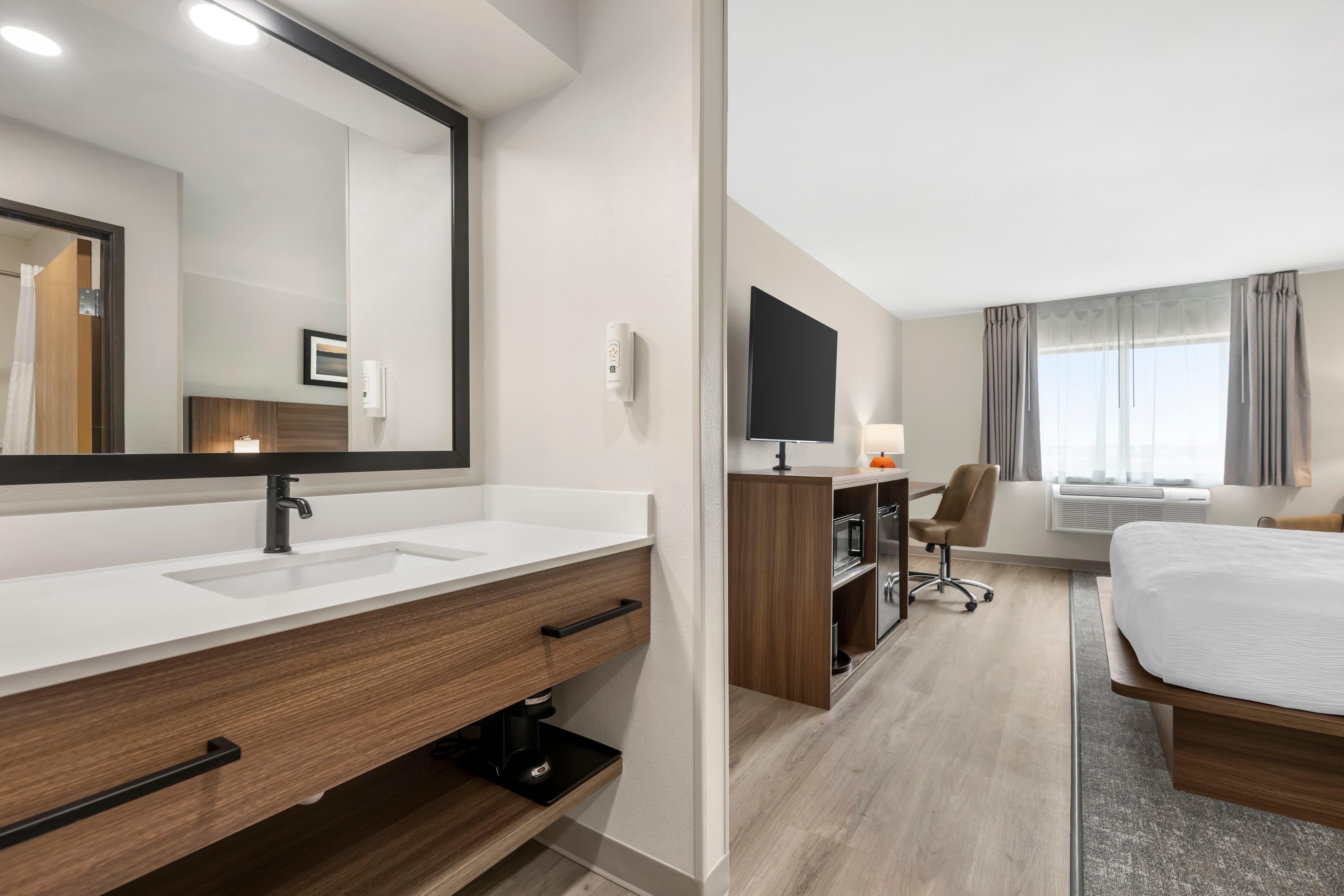 Quality Inn Midland South — 33