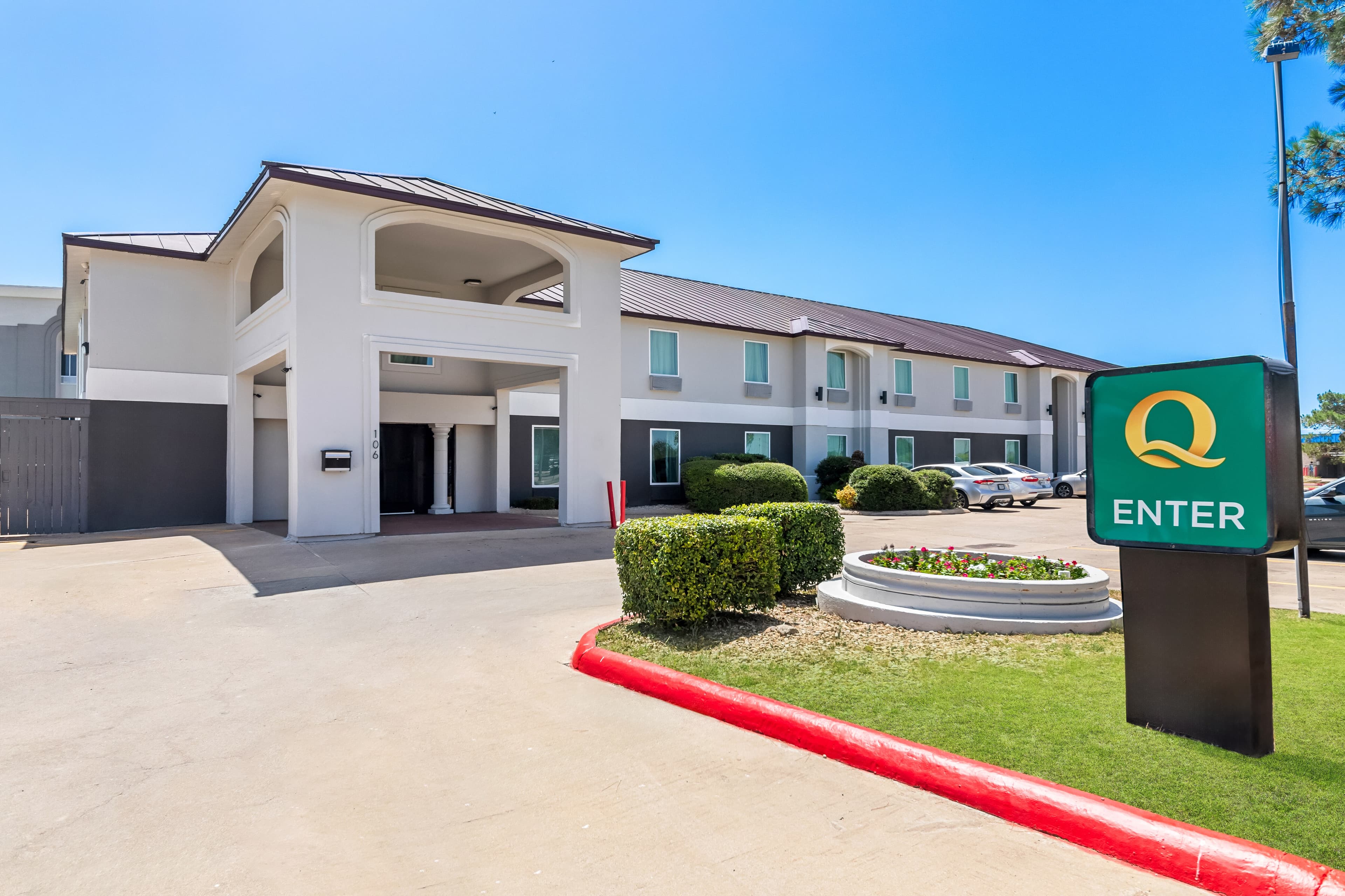 Quality Inn Bastrop - Image 1