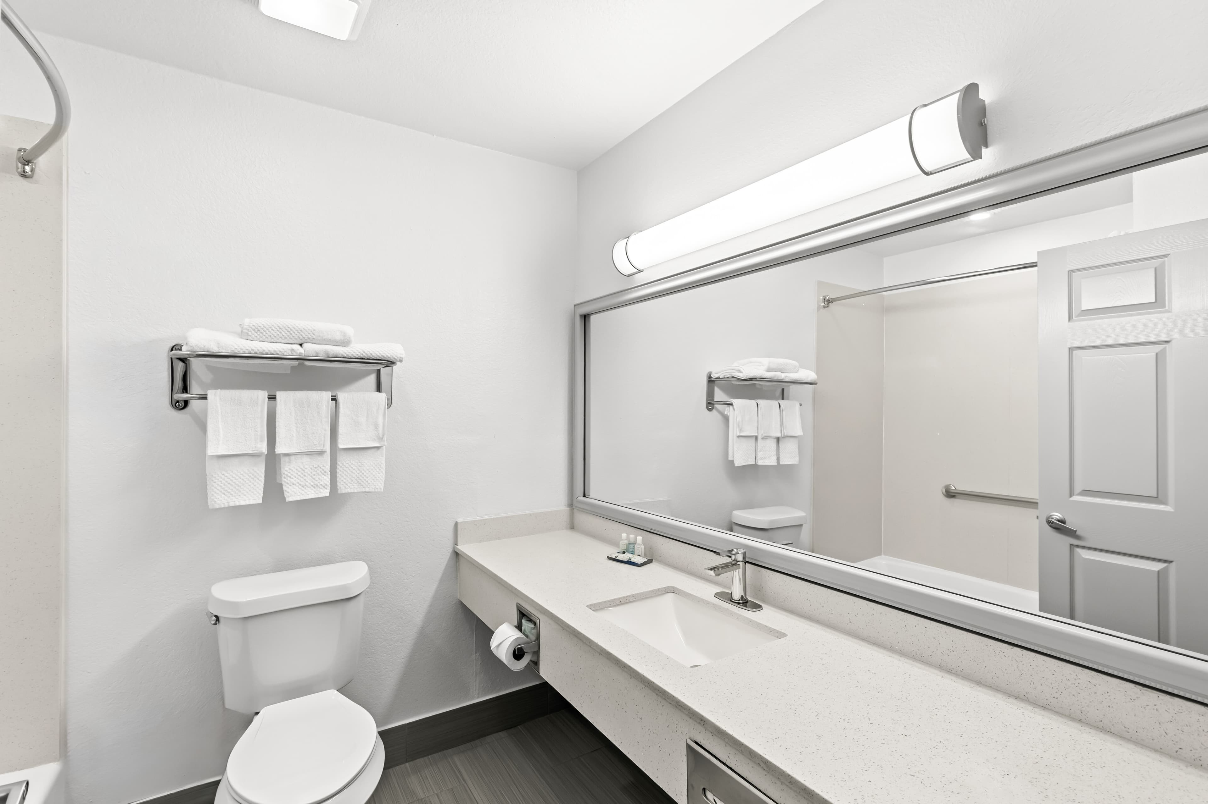 Quality Inn Bastrop — 9